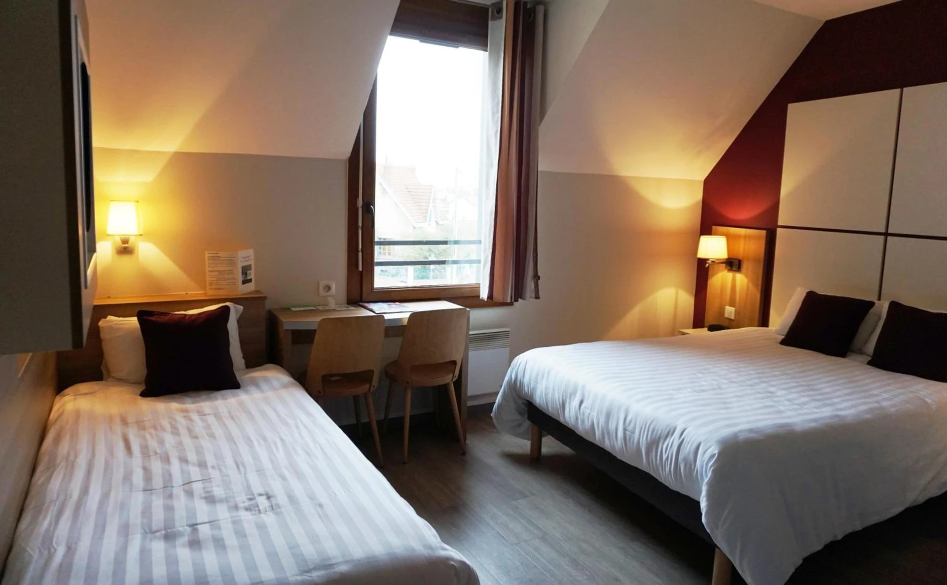 Chambre à Hôtel Restaurant Du Parc de la Colombière - Organiser un séminaire d'entreprise à Dijon