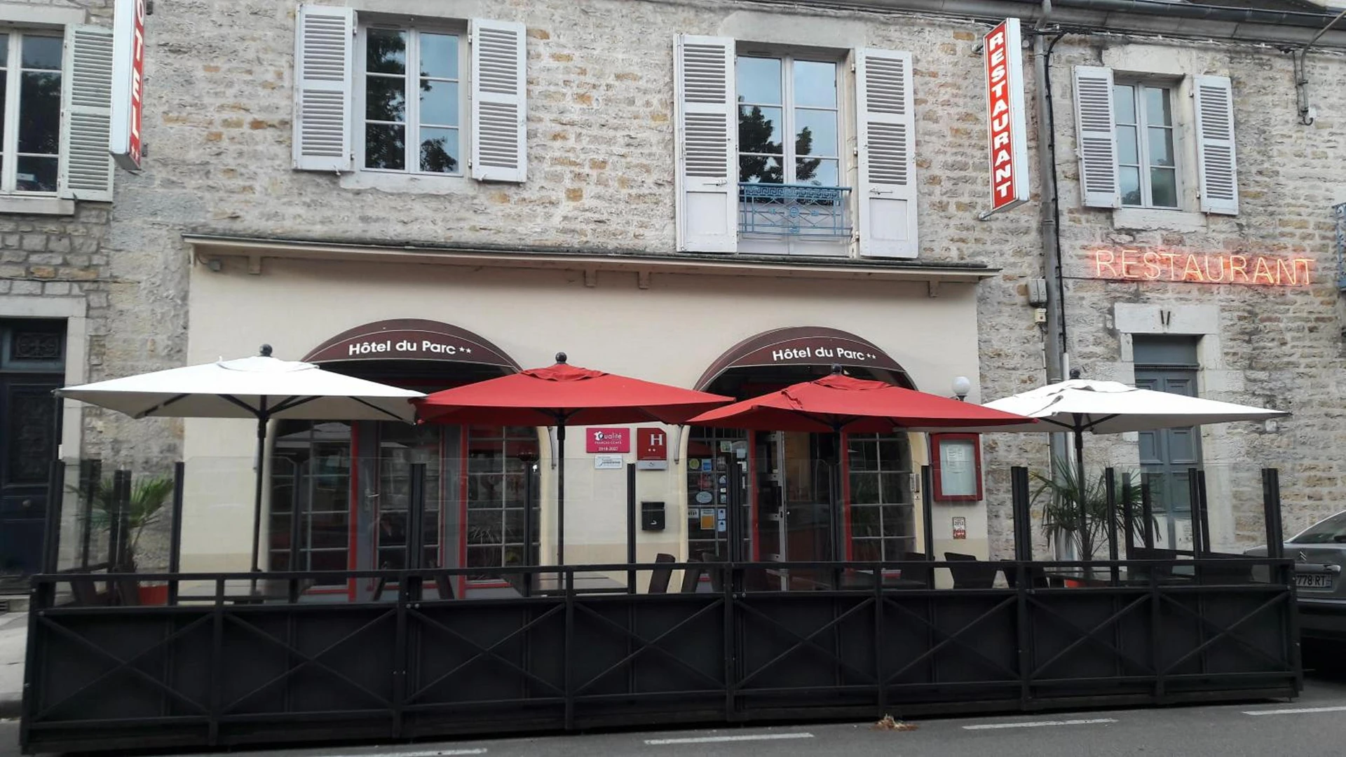 Organiser un séminaire d'entreprise : Logis Hotel du Parc-Restaurant - Le Rouget de Lisle à lons-le-saunier