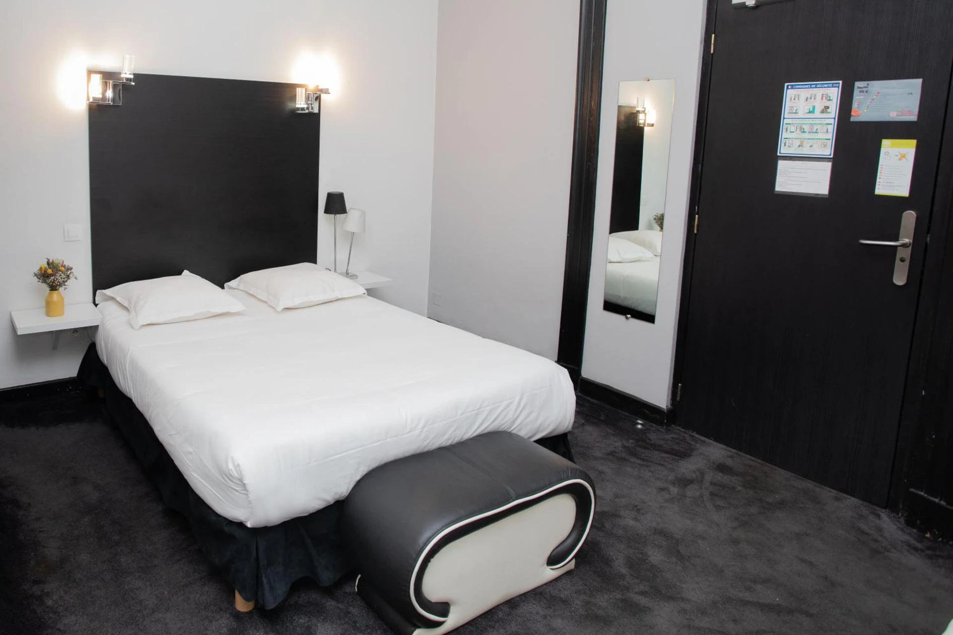 Magnifique chambre pour un séminaire d'entreprise à Hôtel Brasserie du Parc - Albi