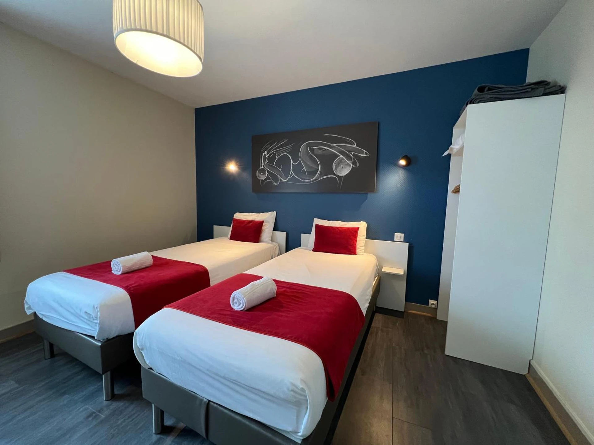 Chambre disponible pour un séminaire d'entreprise à Brit Hôtel du Parc Niort Centre-Parking gratuit - Niort