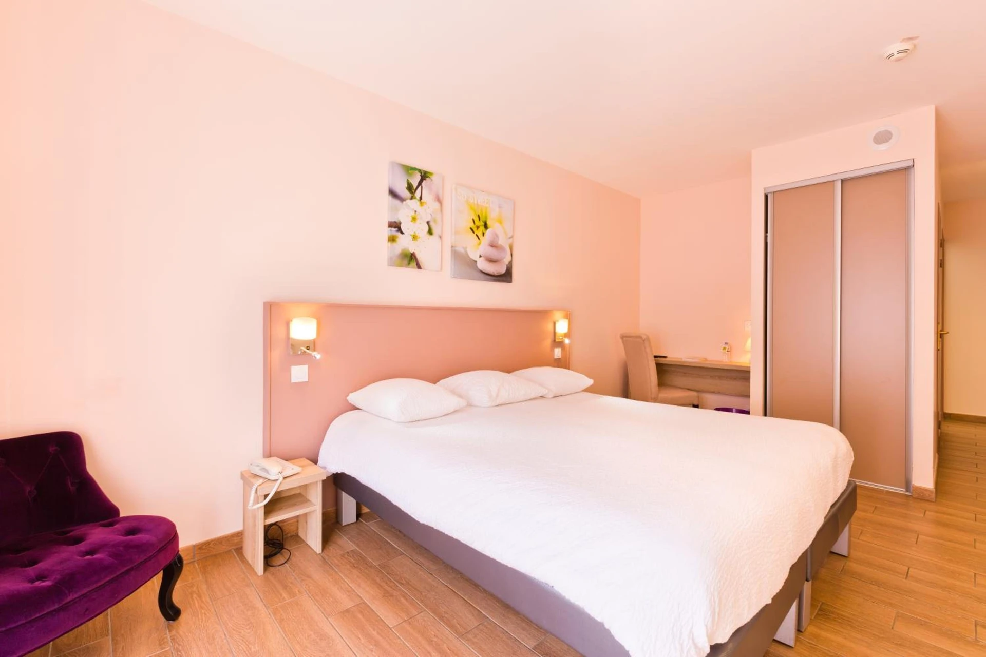 Magnifique chambre pour un séminaire d'entreprise à Hôtel du Parc - Le Mont-Dore