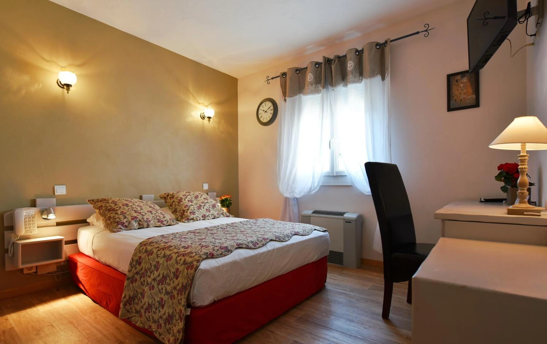 Magnifique chambre pour un séminaire d'entreprise à Hôtel du Parc, Avignon Est, The Originals City, - Entraigues-sur-la-Sorgue