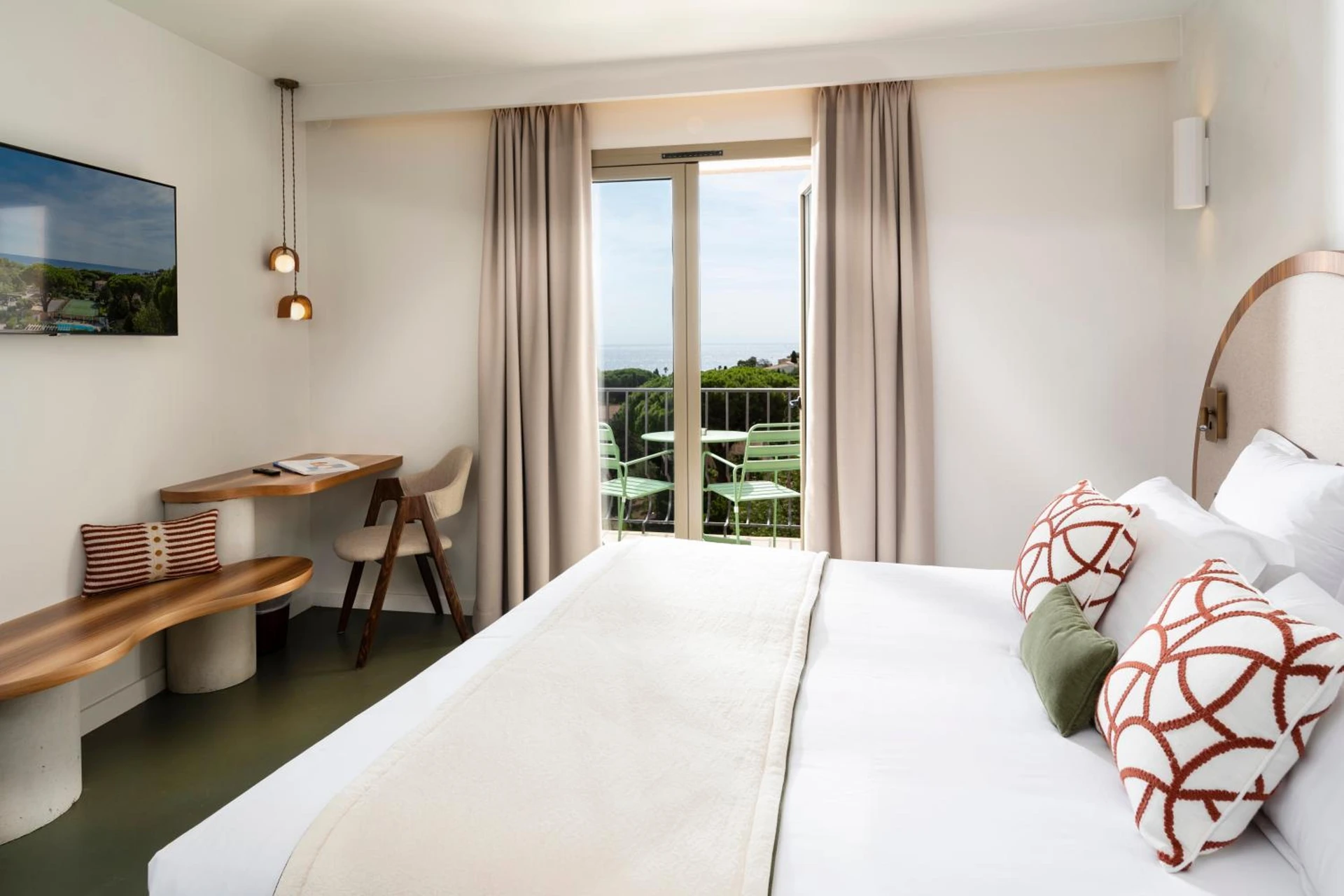 Chambre disponible pour un séminaire d'entreprise à Hôtel du Parc Cavalaire sur Mer - Cavalaire-sur-Mer