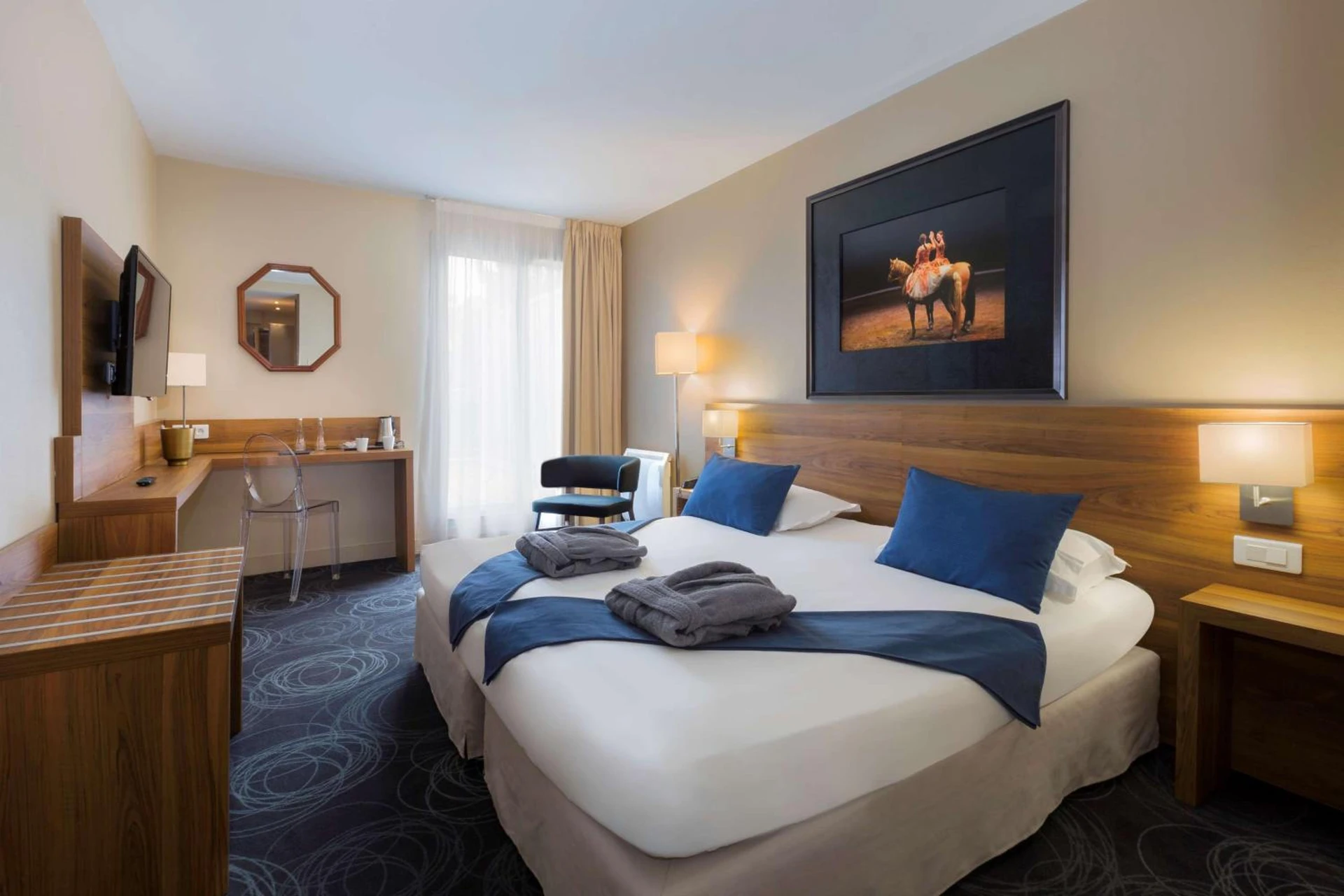 Chambre disponible pour un séminaire d'entreprise à Best Western Plus Hotel Du Parc Chantilly - Chantilly