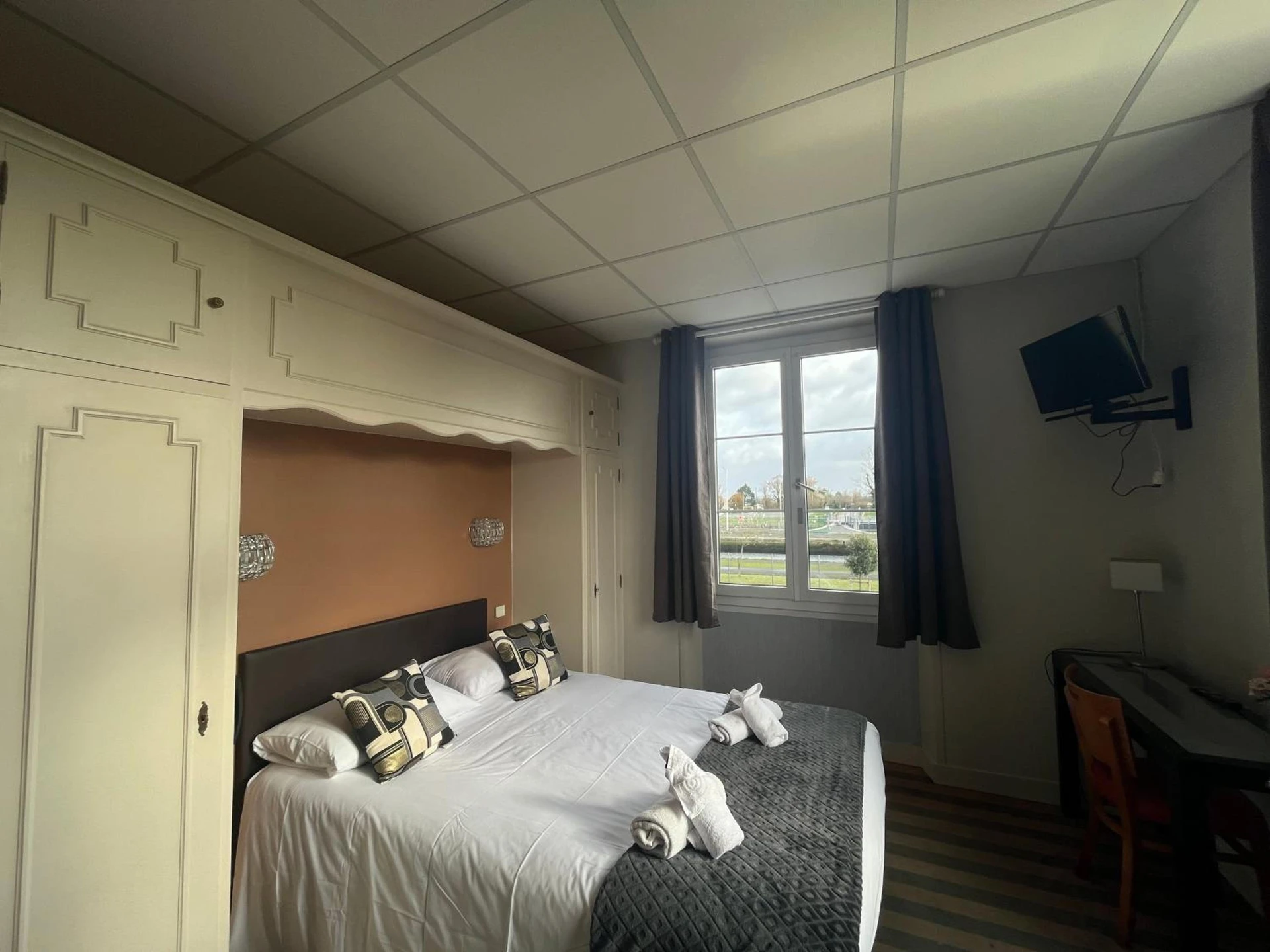 Chambre disponible pour un séminaire d'entreprise à Hôtel Le Phare - Ouistreham