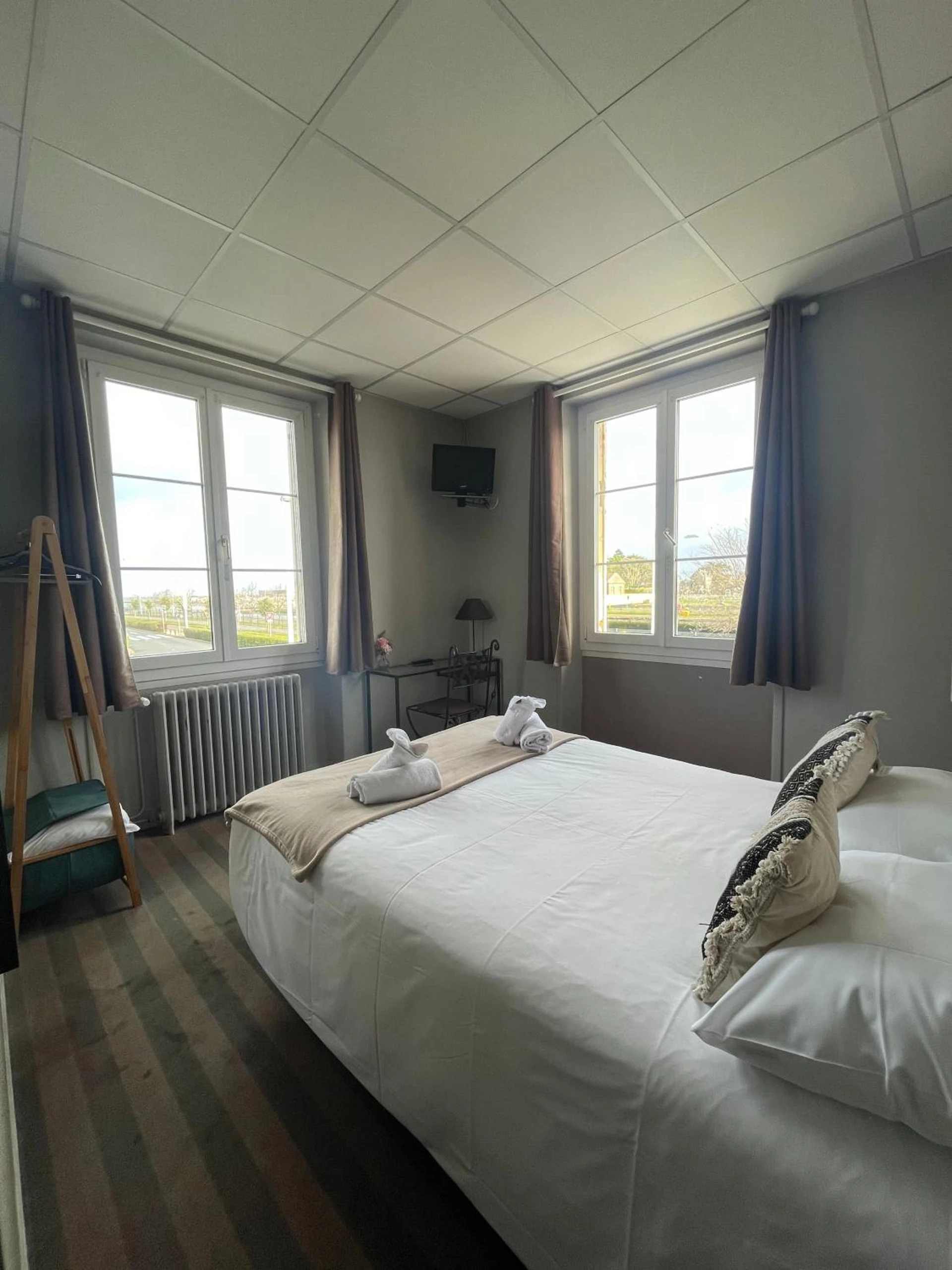 Chambre disponible pour un séminaire d'entreprise à Hôtel Le Phare - Ouistreham