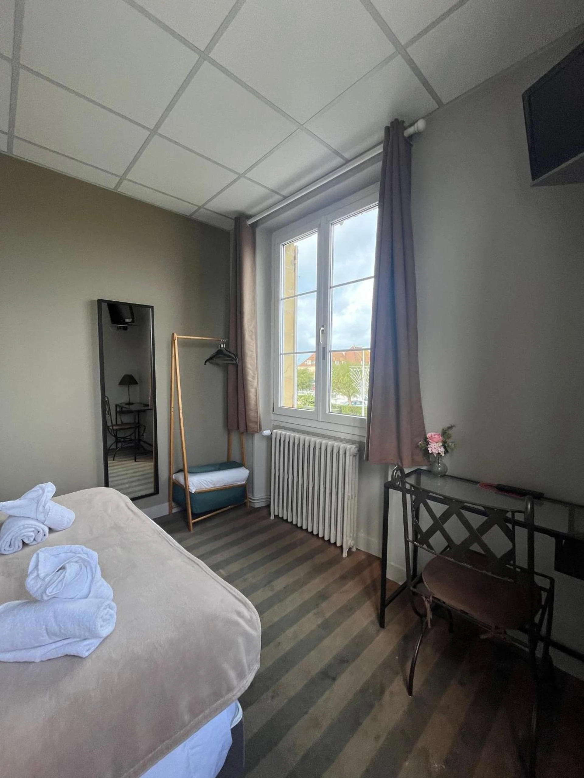 Chambre disponible pour un séminaire d'entreprise à Hôtel Le Phare - Ouistreham