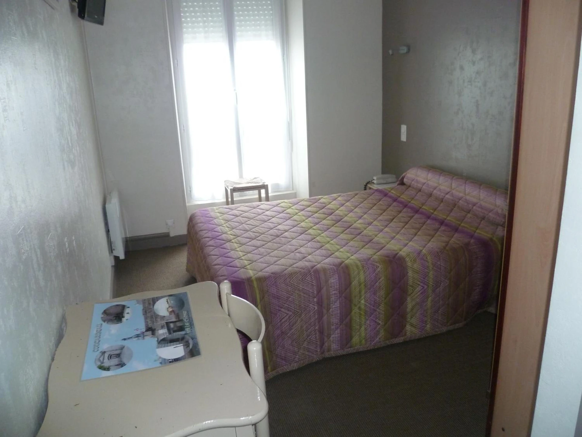 Magnifique chambre pour un séminaire d'entreprise à Hotel Du Port - Concarneau