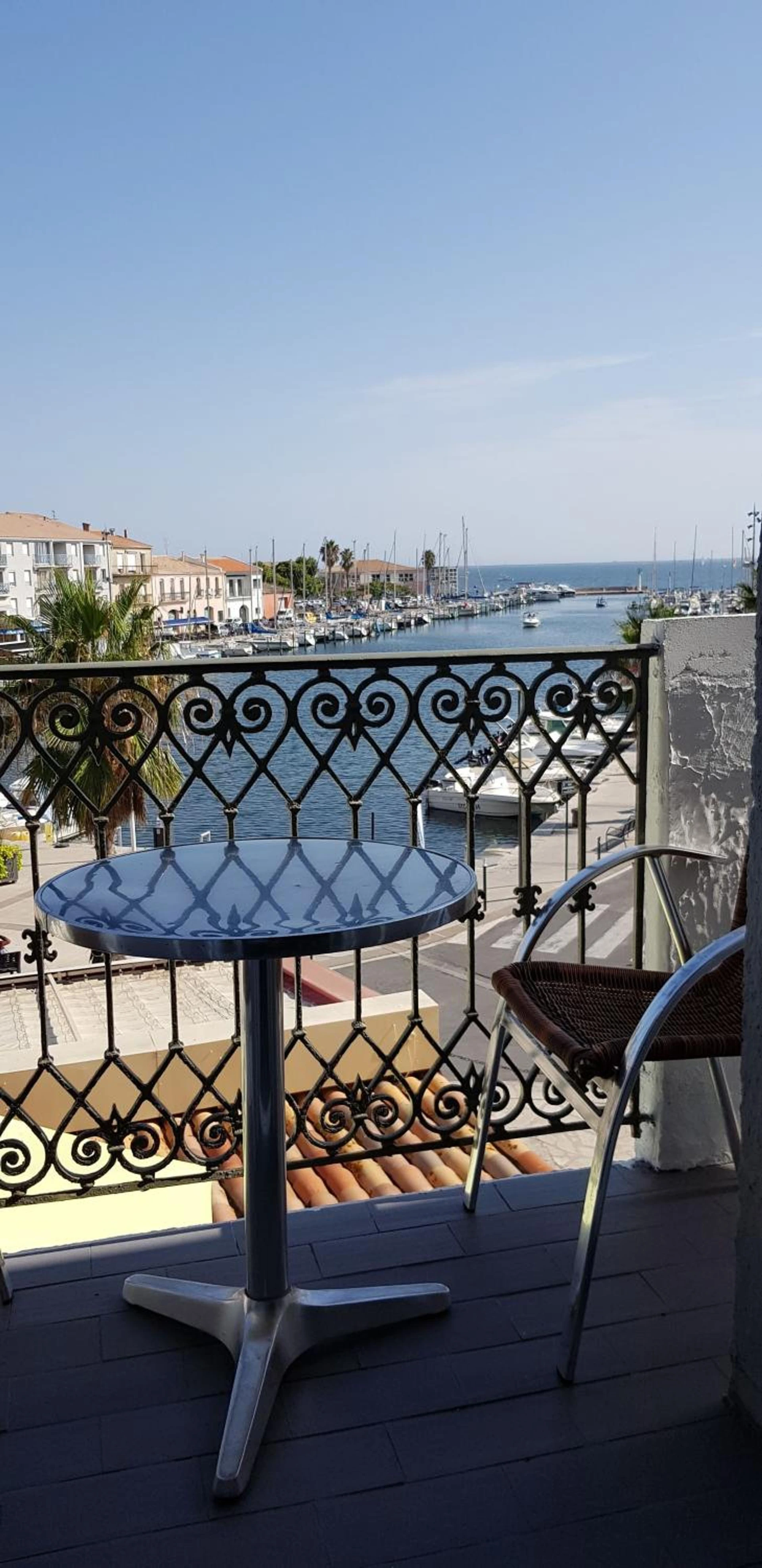 Organiser un séminaire d'entreprise : Hotel-Restaurant Du Port à meze