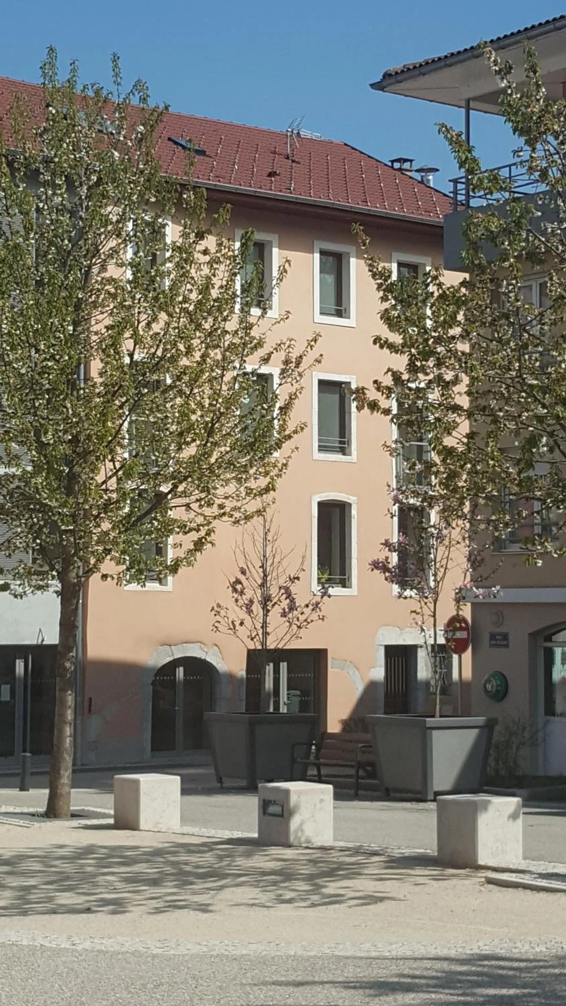 Organiser un séminaire d'entreprise : hotel du Rhône à seyssel