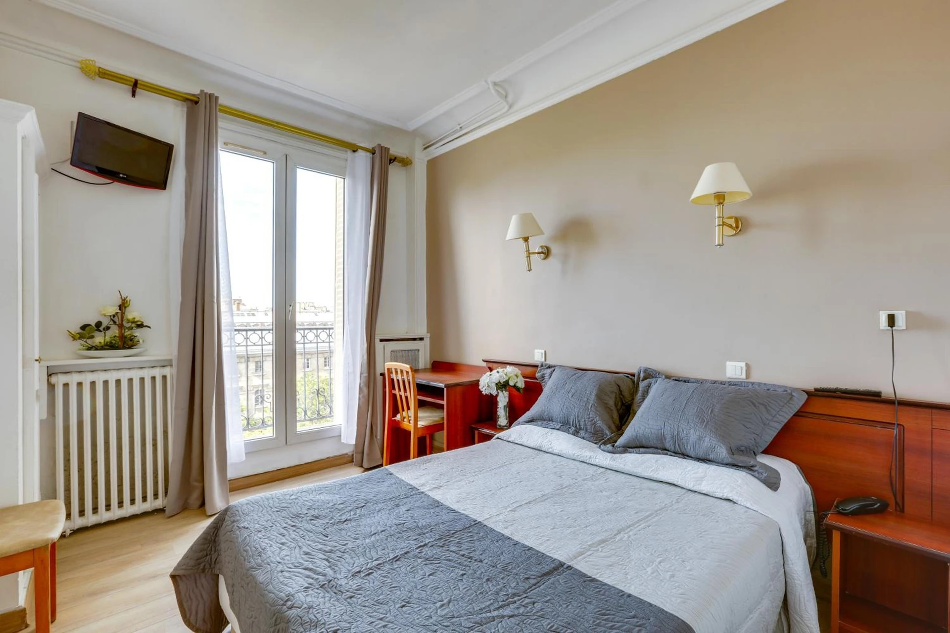 Chambre disponible pour un séminaire d'entreprise à Hôtel du Square d'Anvers - Paris