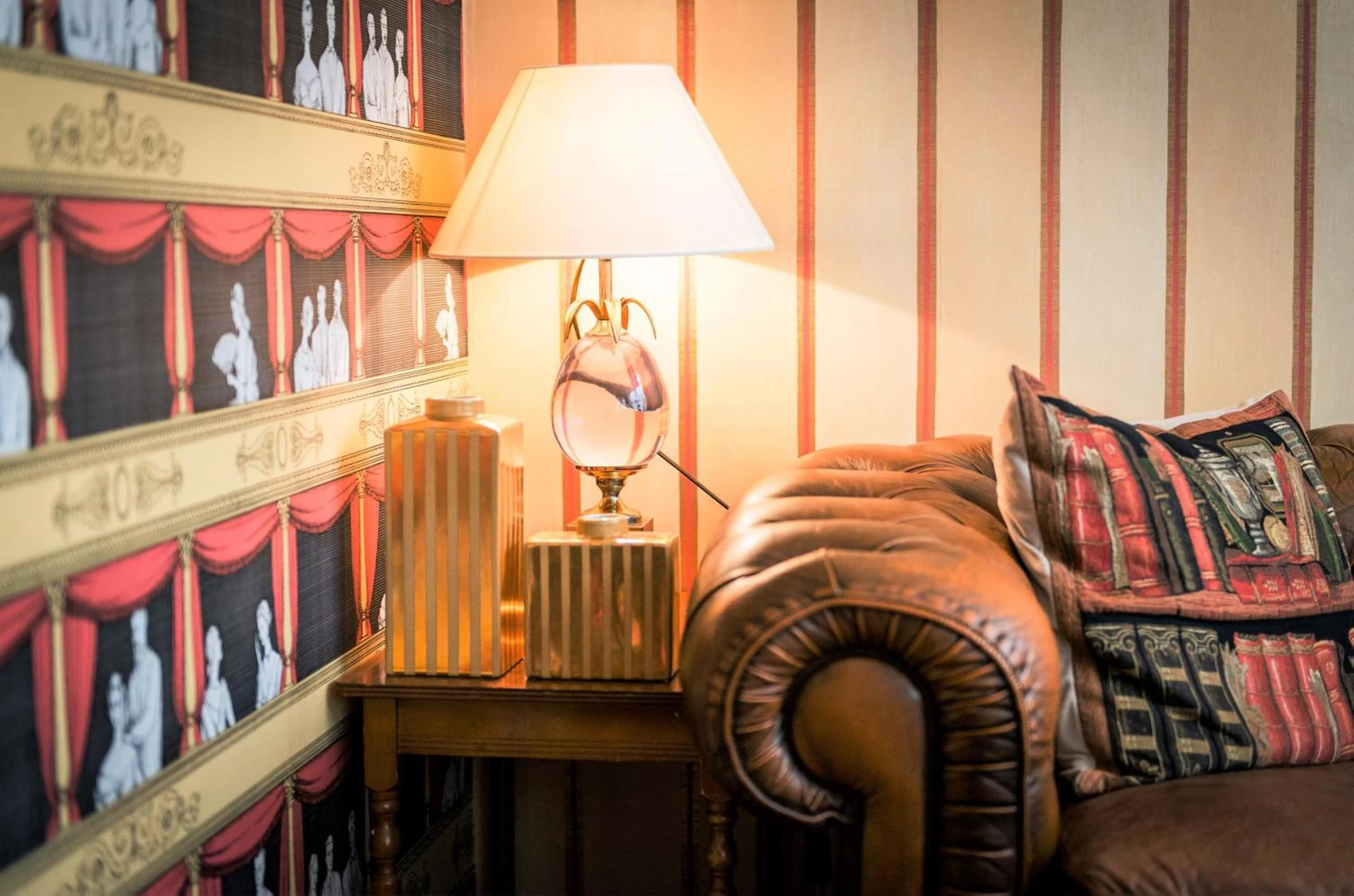 Lieu convivial pour un séminaire d'entreprise à Hôtel du Théâtre by Patrick Hayat - Paris - En savoir plus 