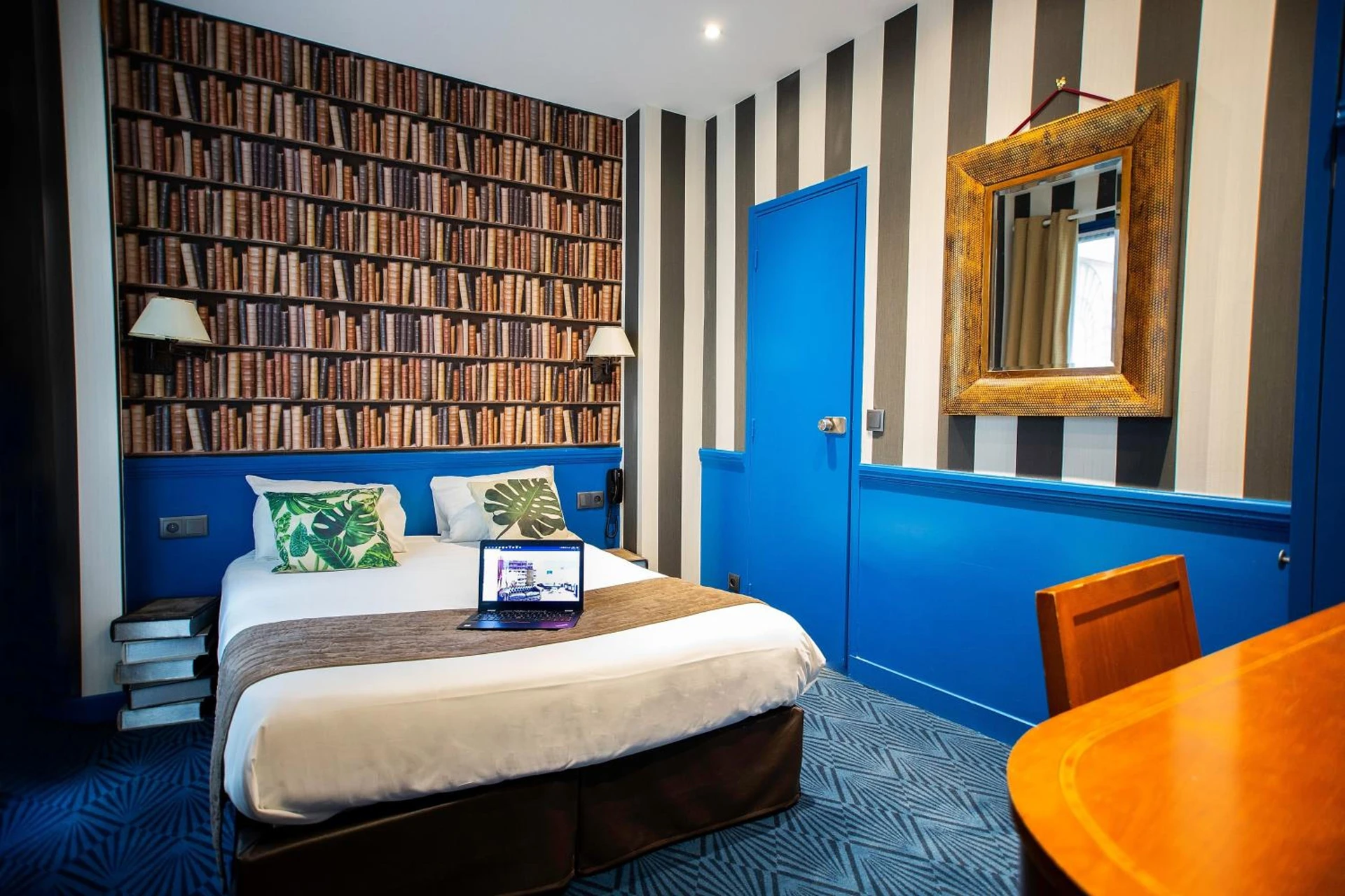 Chambre disponible pour un séminaire d'entreprise à Hôtel du Théâtre by Patrick Hayat - Paris