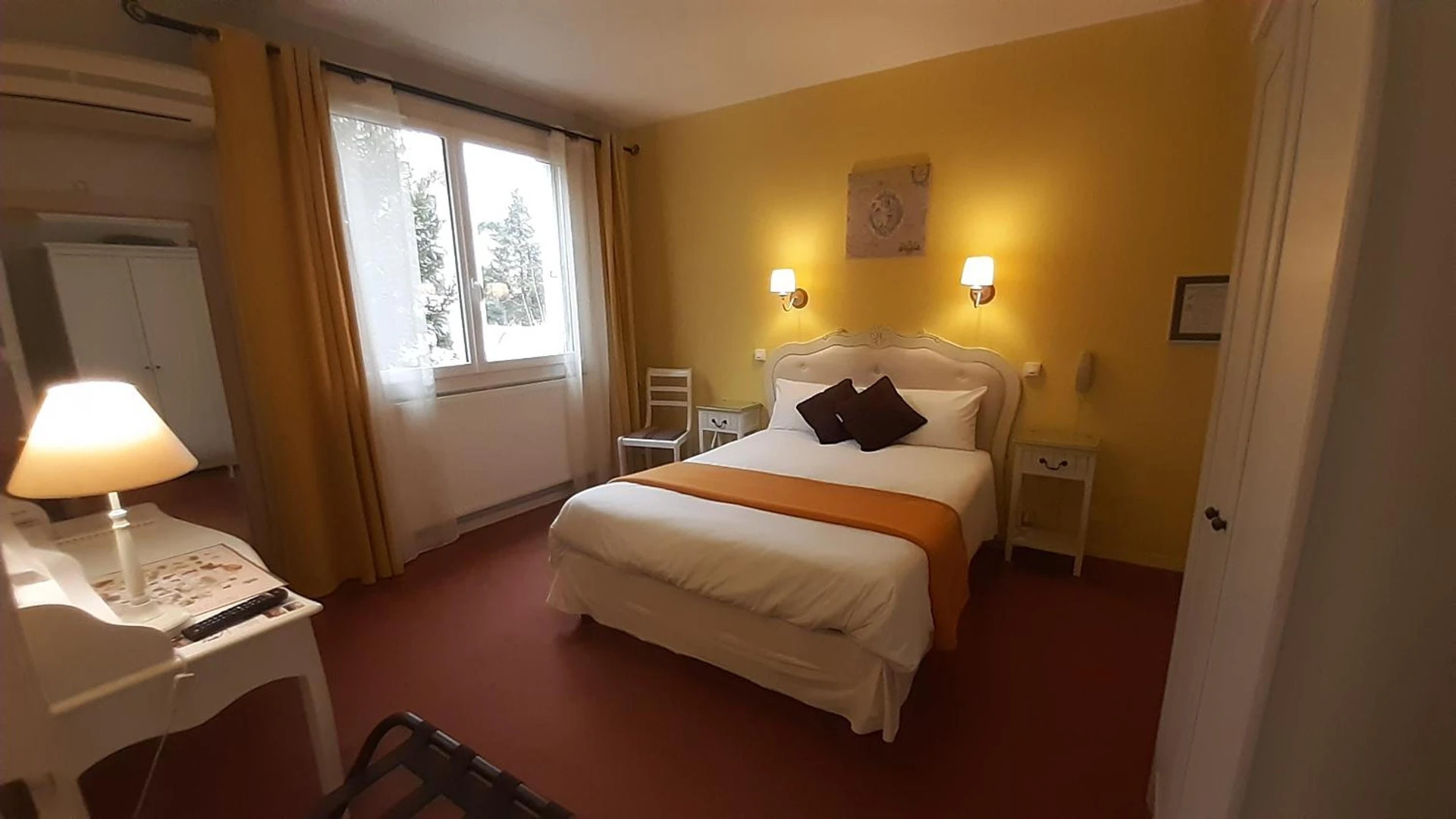 Chambre disponible pour un séminaire d'entreprise à Hôtel du Tricastin - Pierrelatte