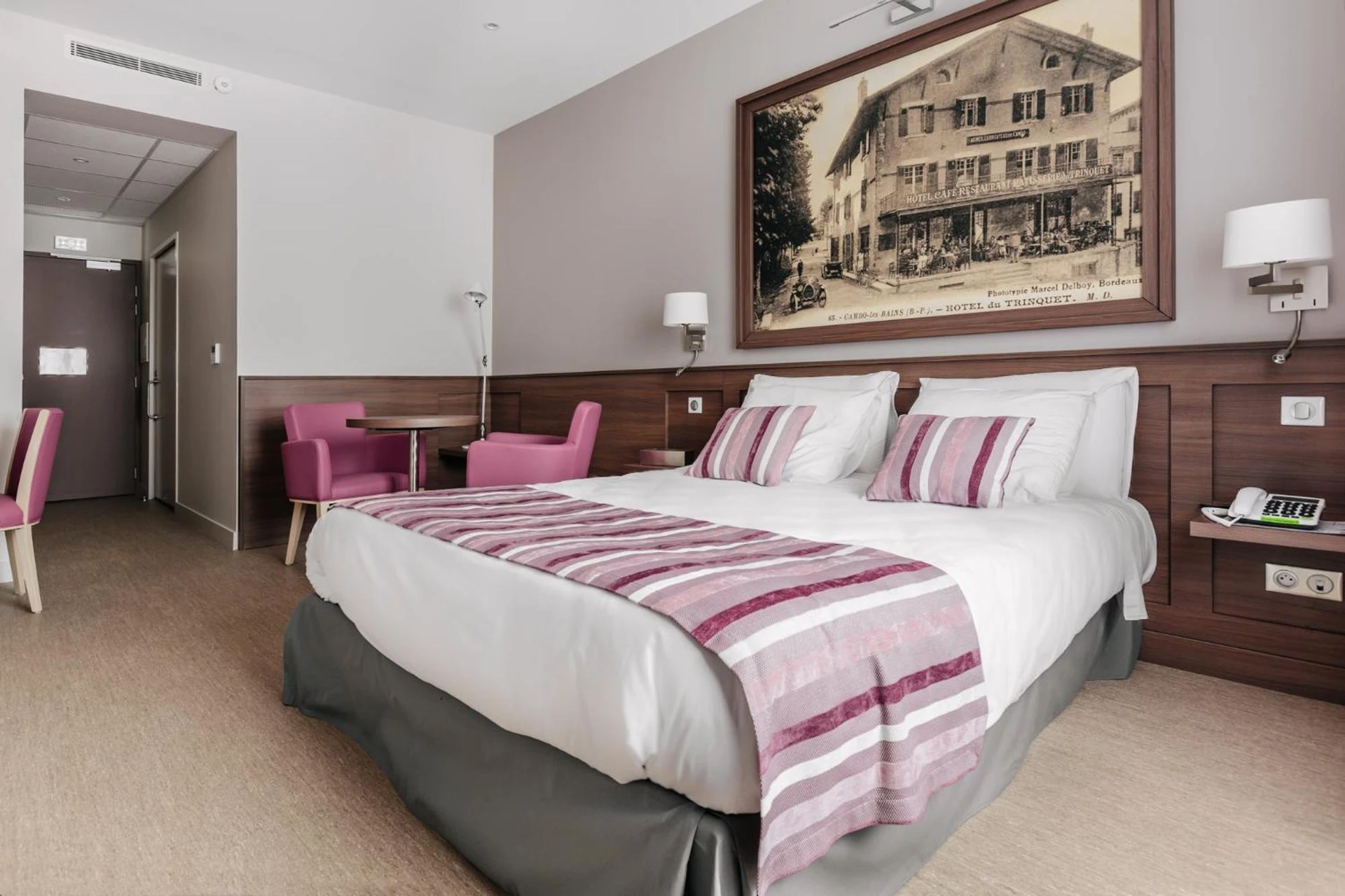 Chambre disponible pour un séminaire d'entreprise à Hotel-Café du Trinquet - Cambo-les-Bains