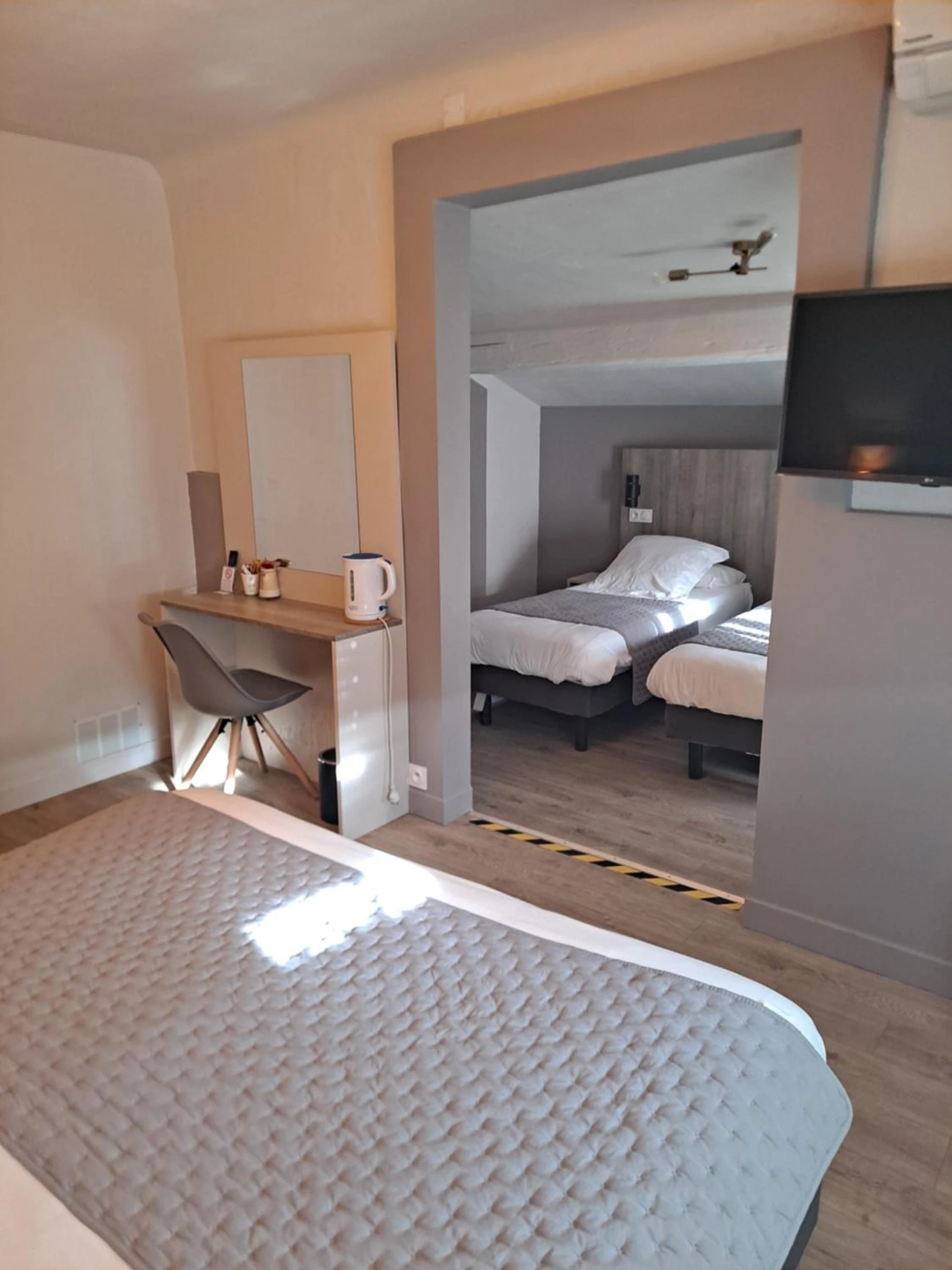 Chambre disponible pour un séminaire d'entreprise à Hôtel Du Viaduc - Tarascon