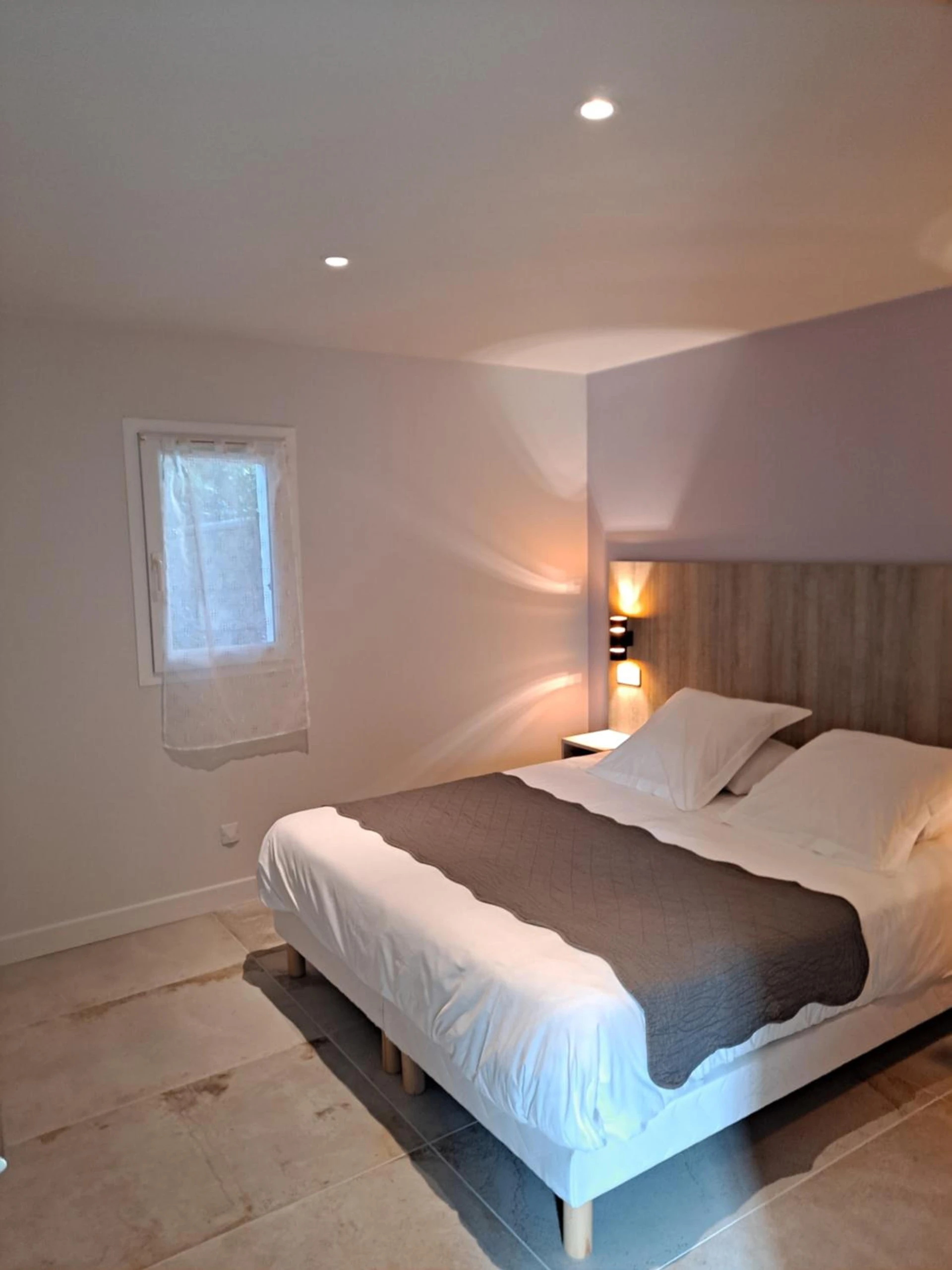 Chambre disponible pour un séminaire d'entreprise à Hôtel Du Viaduc - Tarascon