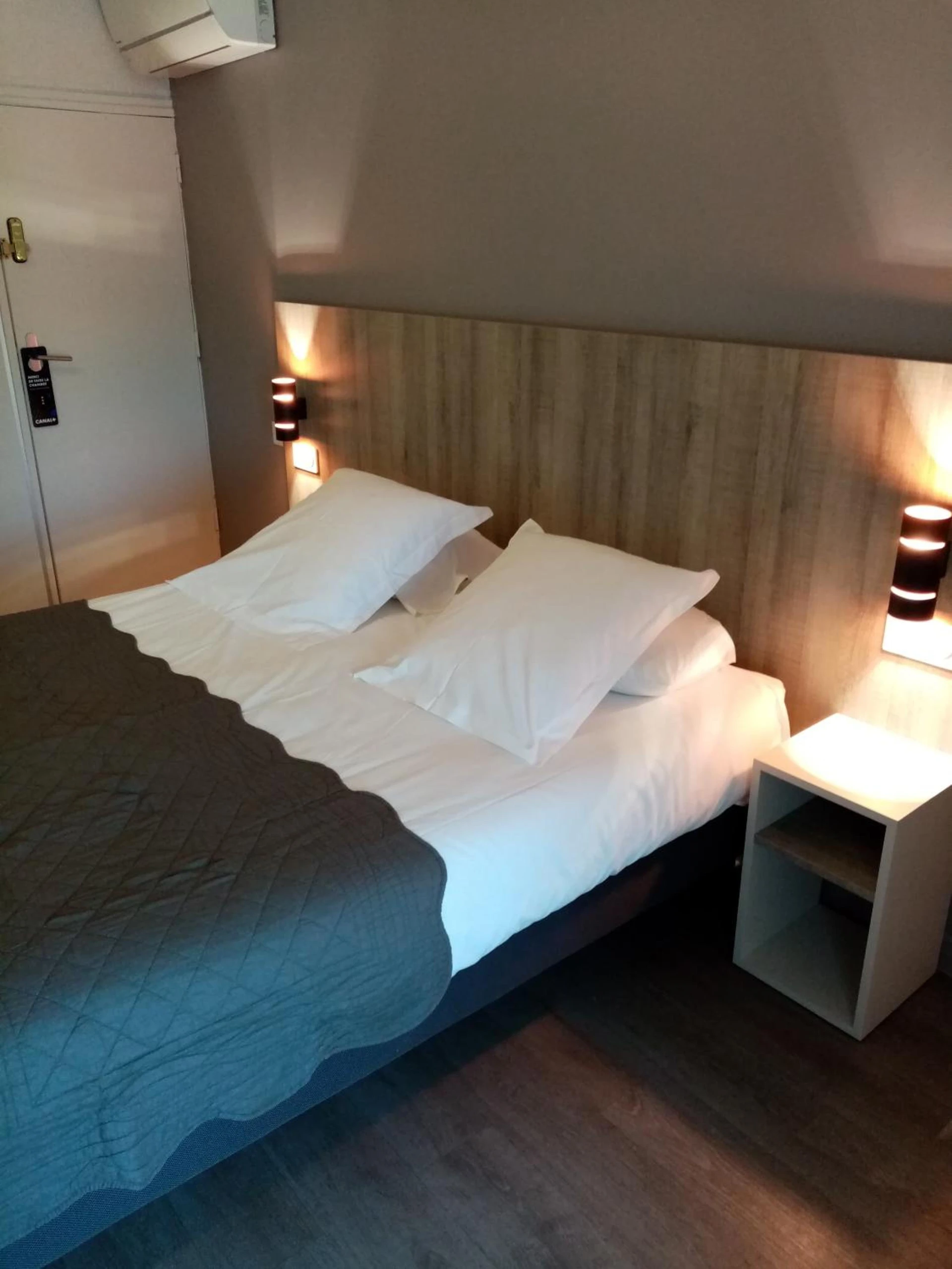 Chambre disponible pour un séminaire d'entreprise à Hôtel Du Viaduc - Tarascon