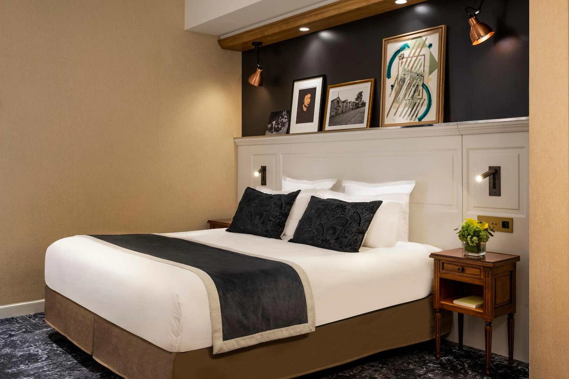 Magnifique chambre pour un séminaire d'entreprise à Hotel Ducs de Bourgogne - Paris