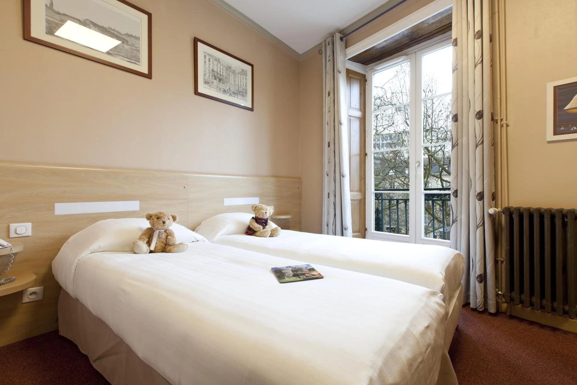 Ambiance de travail pour séminaire d'entreprise à Logis Hôtel Duquesne - Nantes