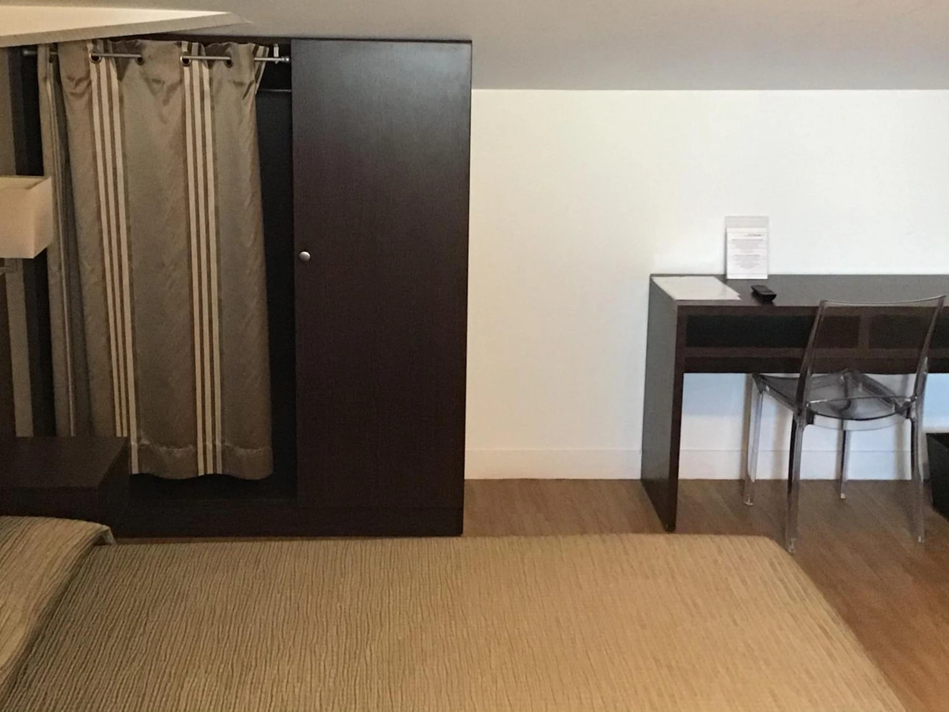 Chambre disponible pour un séminaire d'entreprise à Hotel Restaurant Elissaldia - Bidart