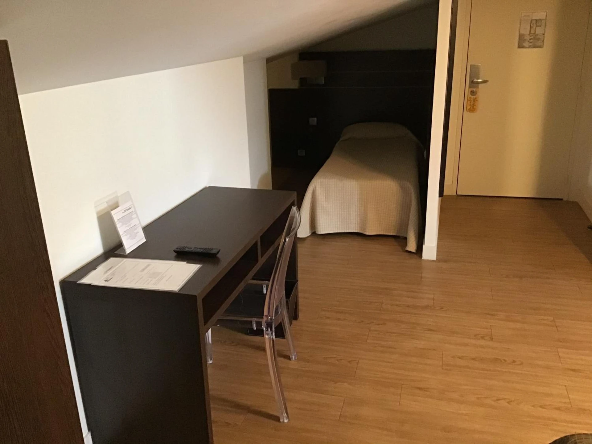 Chambre disponible pour un séminaire d'entreprise à Hotel Restaurant Elissaldia - Bidart
