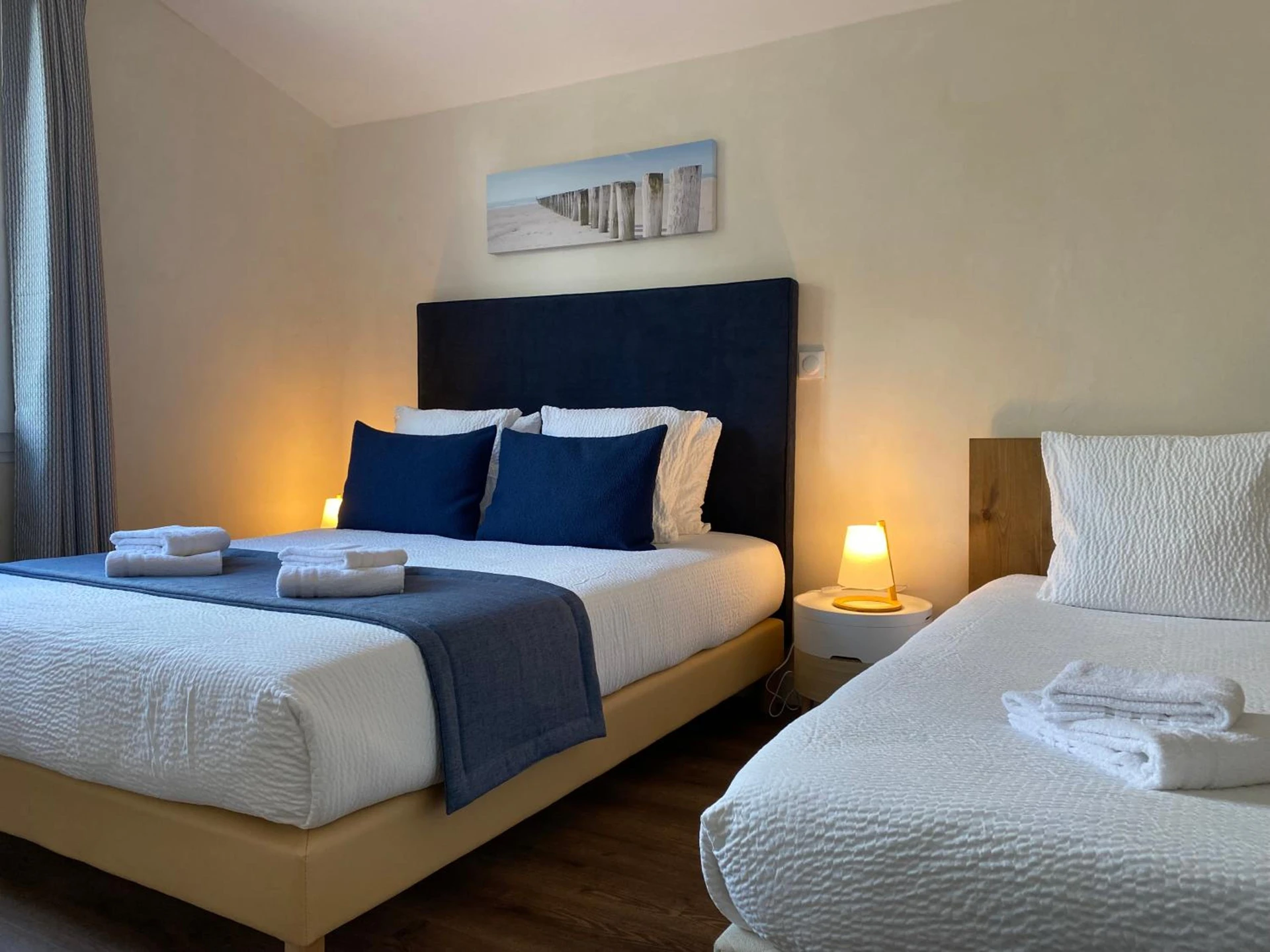 Chambre disponible pour un séminaire d'entreprise à Logis Hôtel Emeraude des Bois - Mimizan-Plage