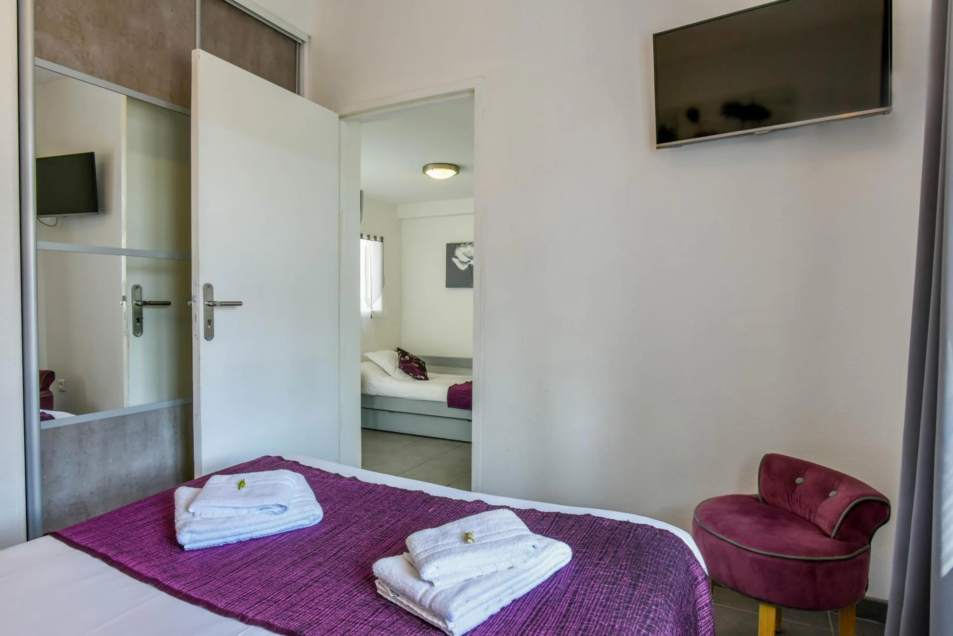 Magnifique chambre pour un séminaire d'entreprise à Logis Hôtel Emeraude des Bois - Mimizan-Plage