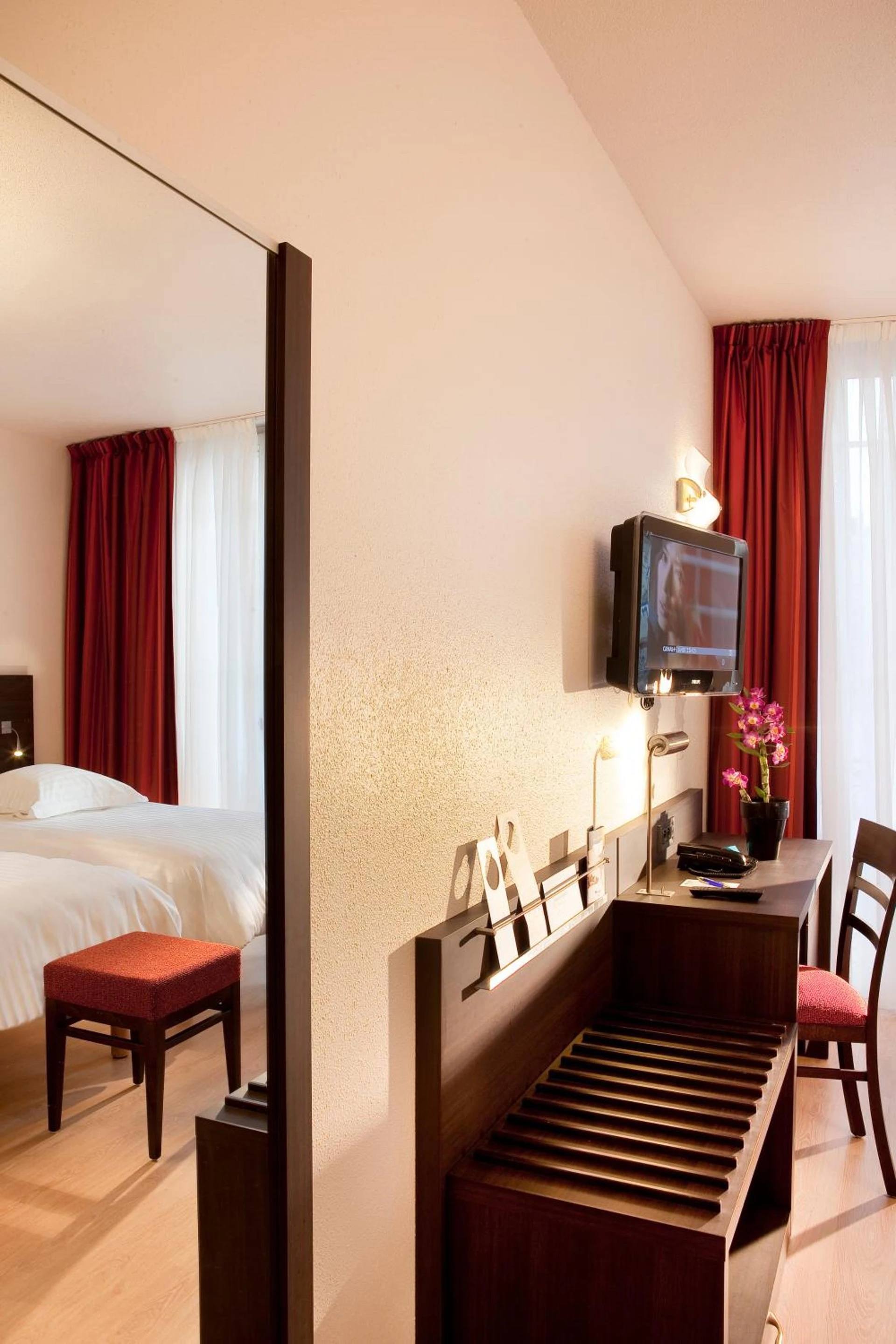 Magnifique chambre pour un séminaire d'entreprise à Escale Oceania Marseille Vieux Port - Marseille