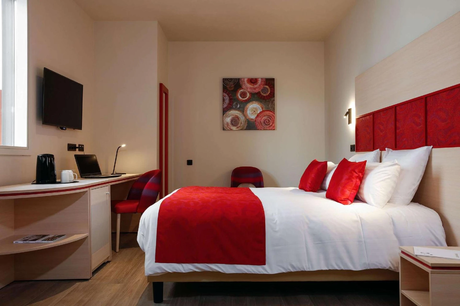 Magnifique chambre pour un séminaire d'entreprise à Best Western Plus Hôtel Escapade Senlis - Senlis