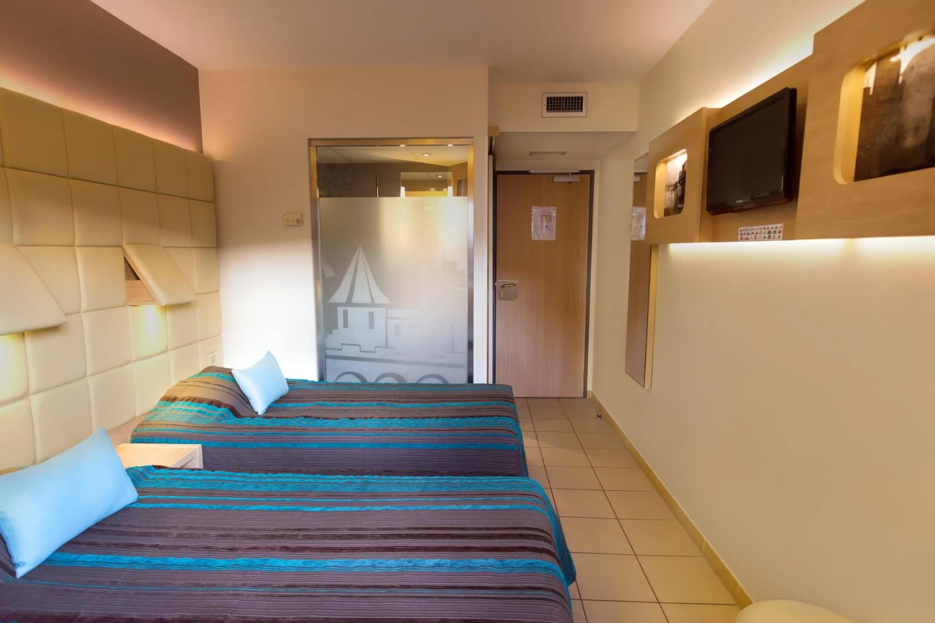 Chambre disponible pour un séminaire d'entreprise à Hotel Espace Cite - Carcassonne
