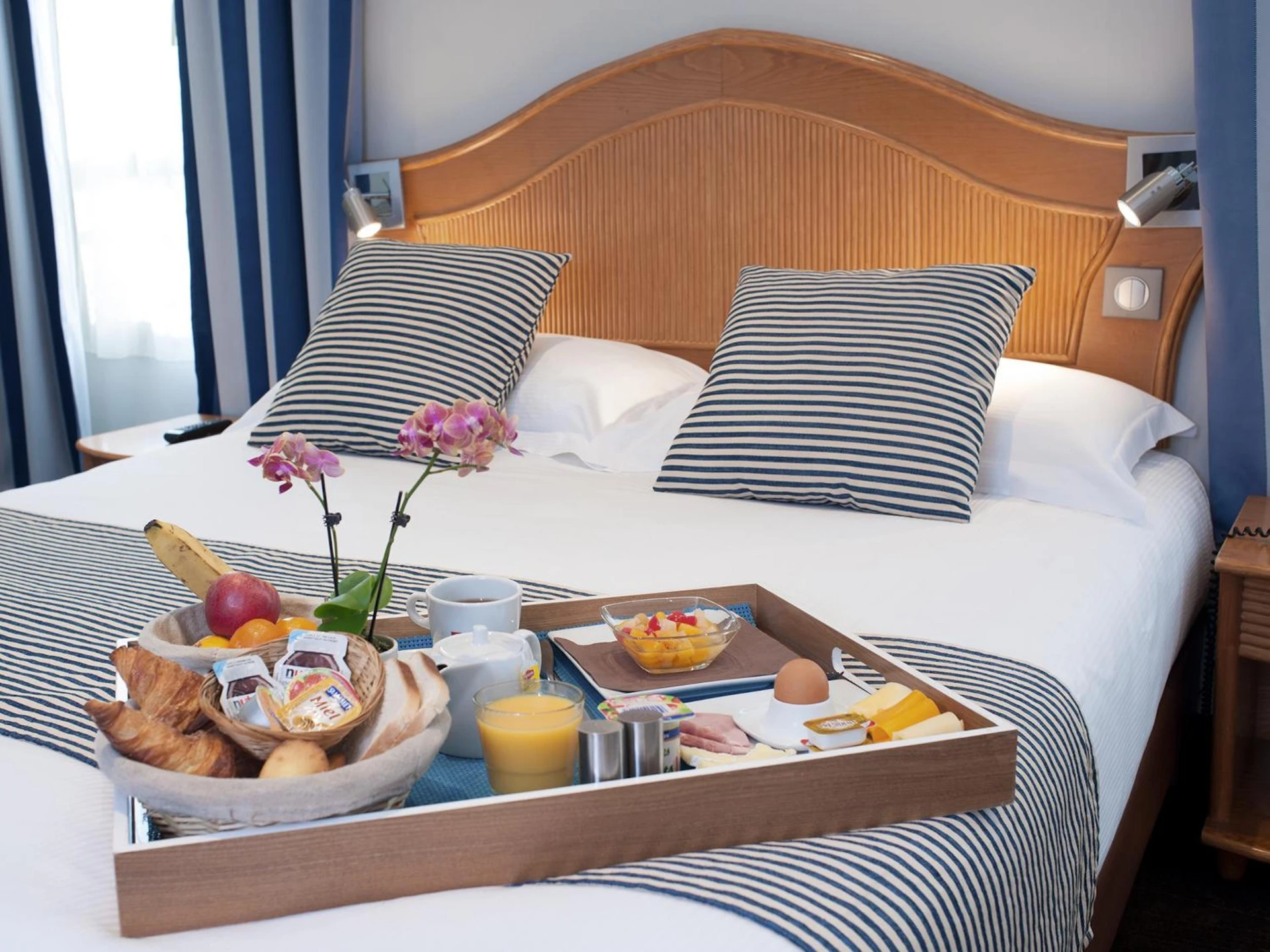 Chambre disponible pour un séminaire d'entreprise à Hôtel Esprit d'Azur - Nice