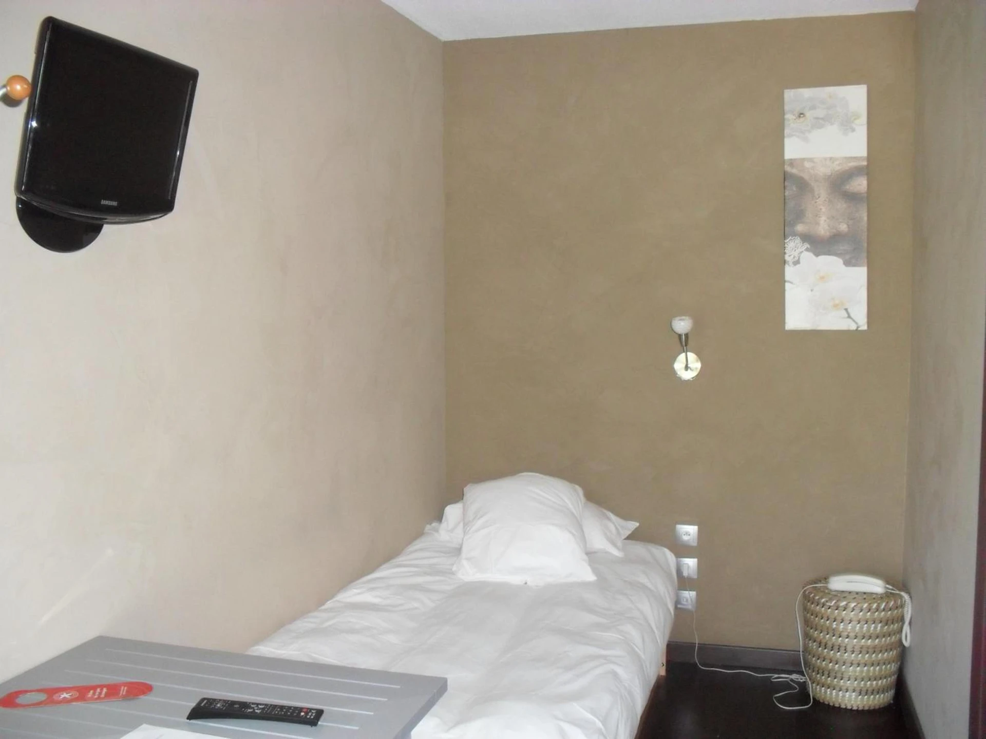 Chambre disponible pour un séminaire d'entreprise à Hôtel Evan - Lempdes sur Allagnon