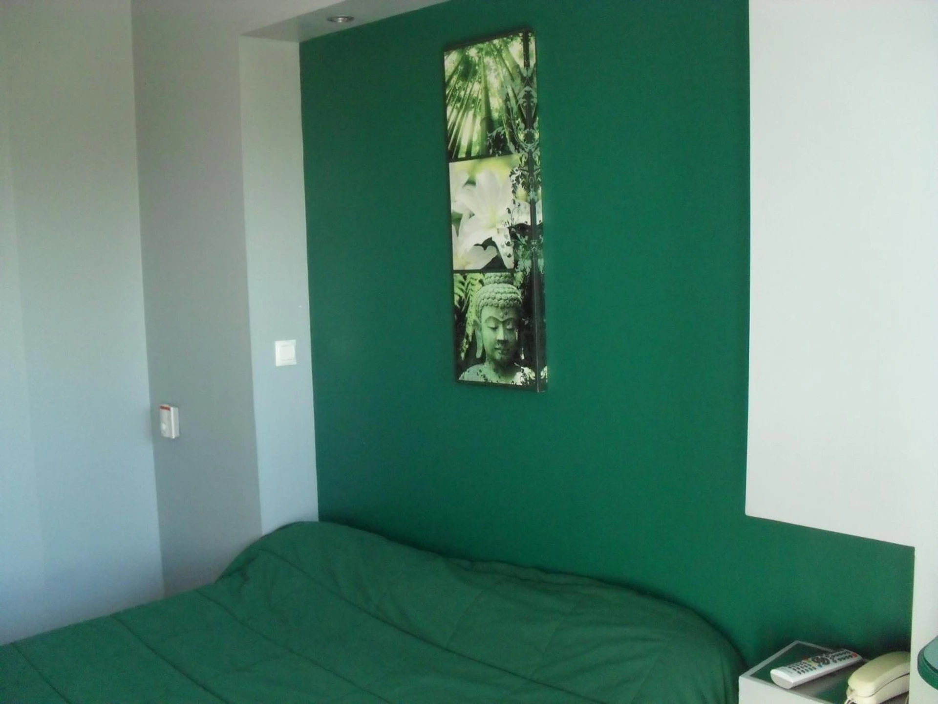 Chambre disponible pour un séminaire d'entreprise à Hôtel Evan - Lempdes sur Allagnon