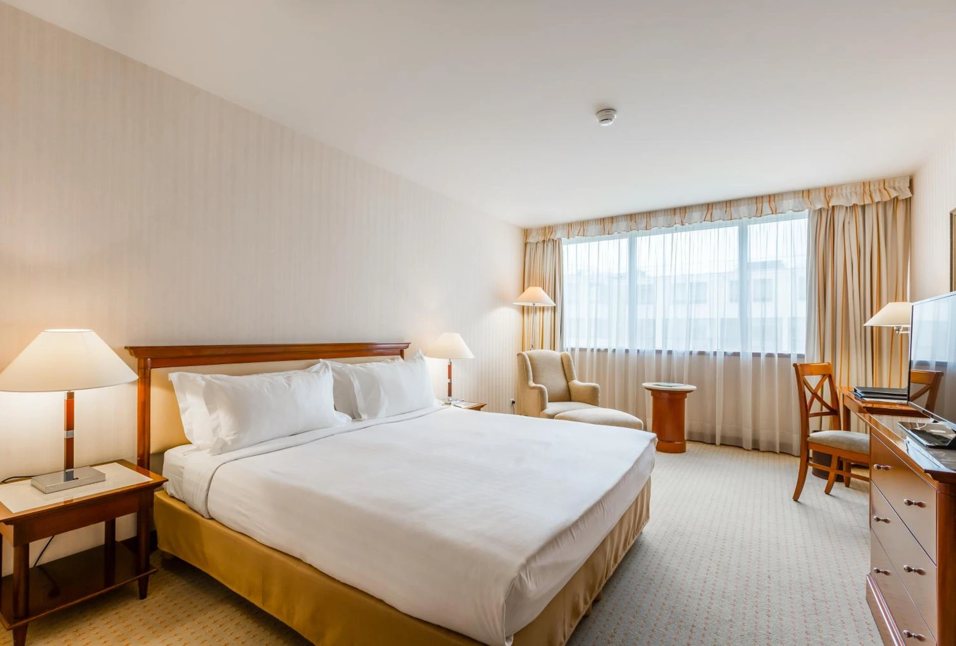 Magnifique chambre pour un séminaire d'entreprise à Evergreen Laurel Hotel - Levallois-Perret