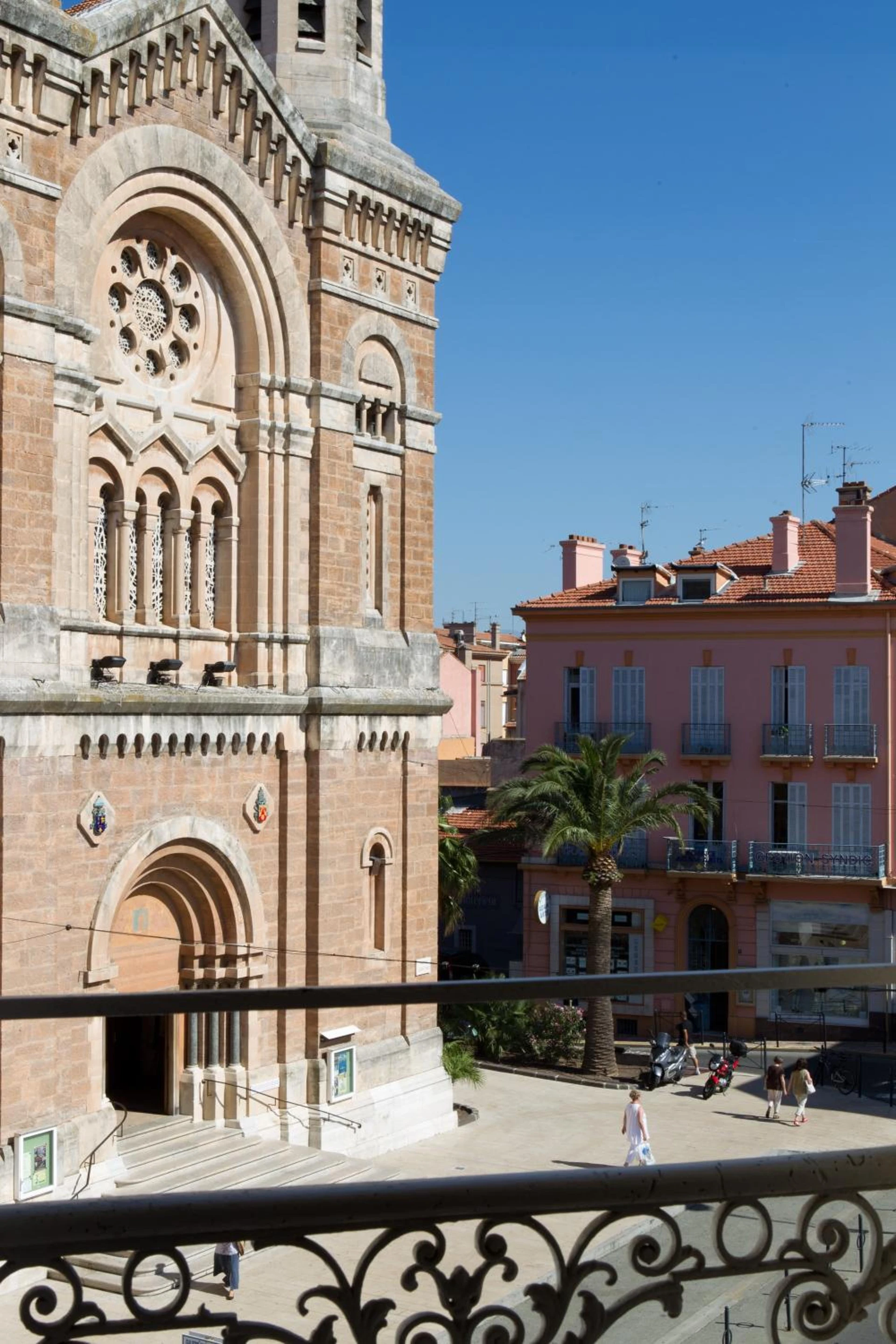 Lieu convivial pour un séminaire d'entreprise à Excelsior - Saint-Raphaël - En savoir plus 