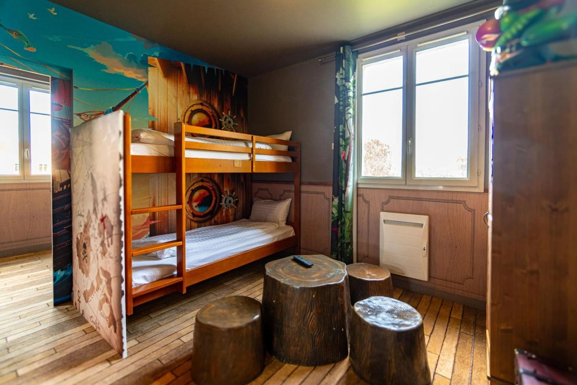 Organiser un séminaire d'entreprise : Explorers Hotel Marne-la-Vallée à magny-le-hongre