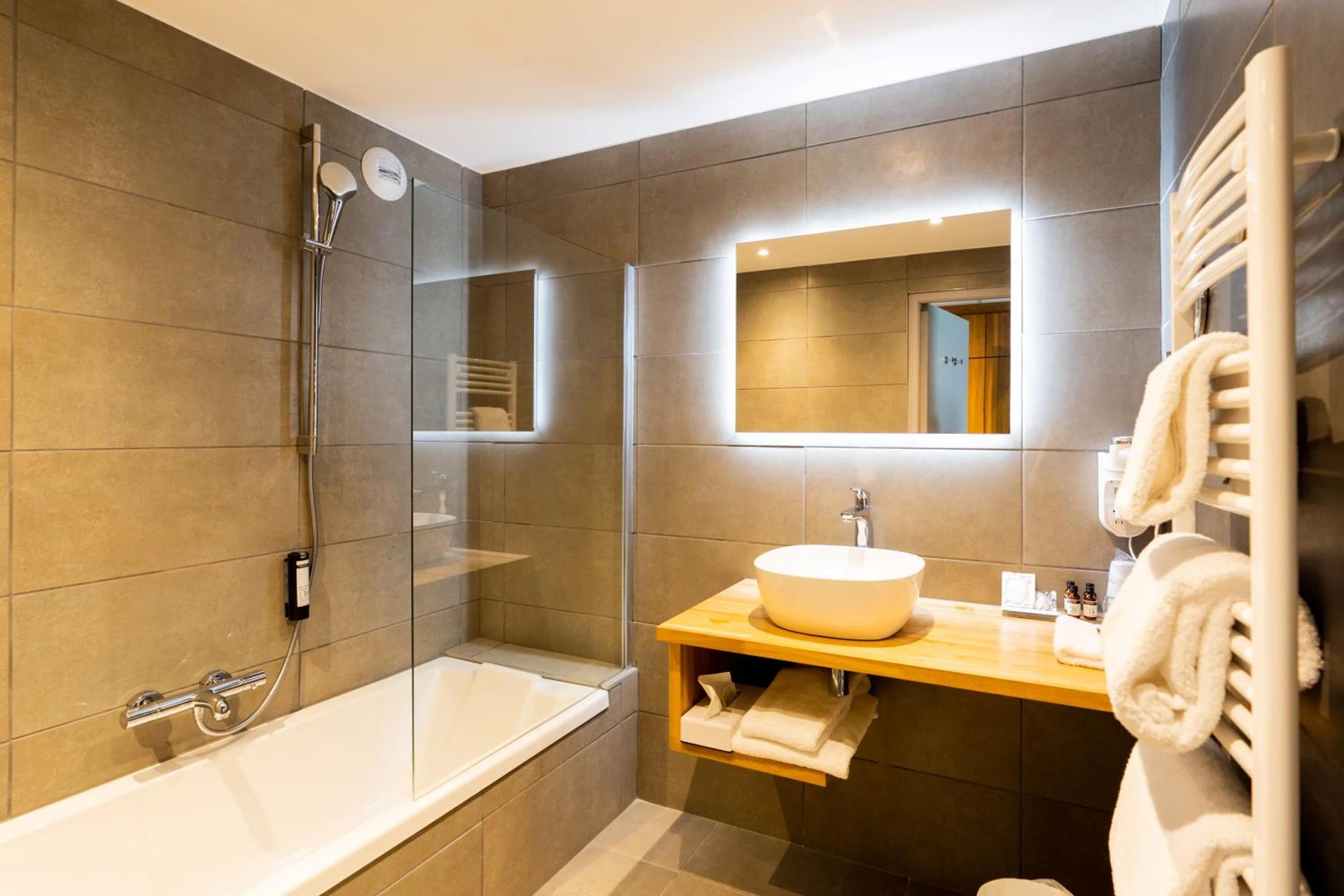 Organiser un séminaire d'entreprise : Fac & Spera -Hôtel & Spa à tain-l-hermitage
