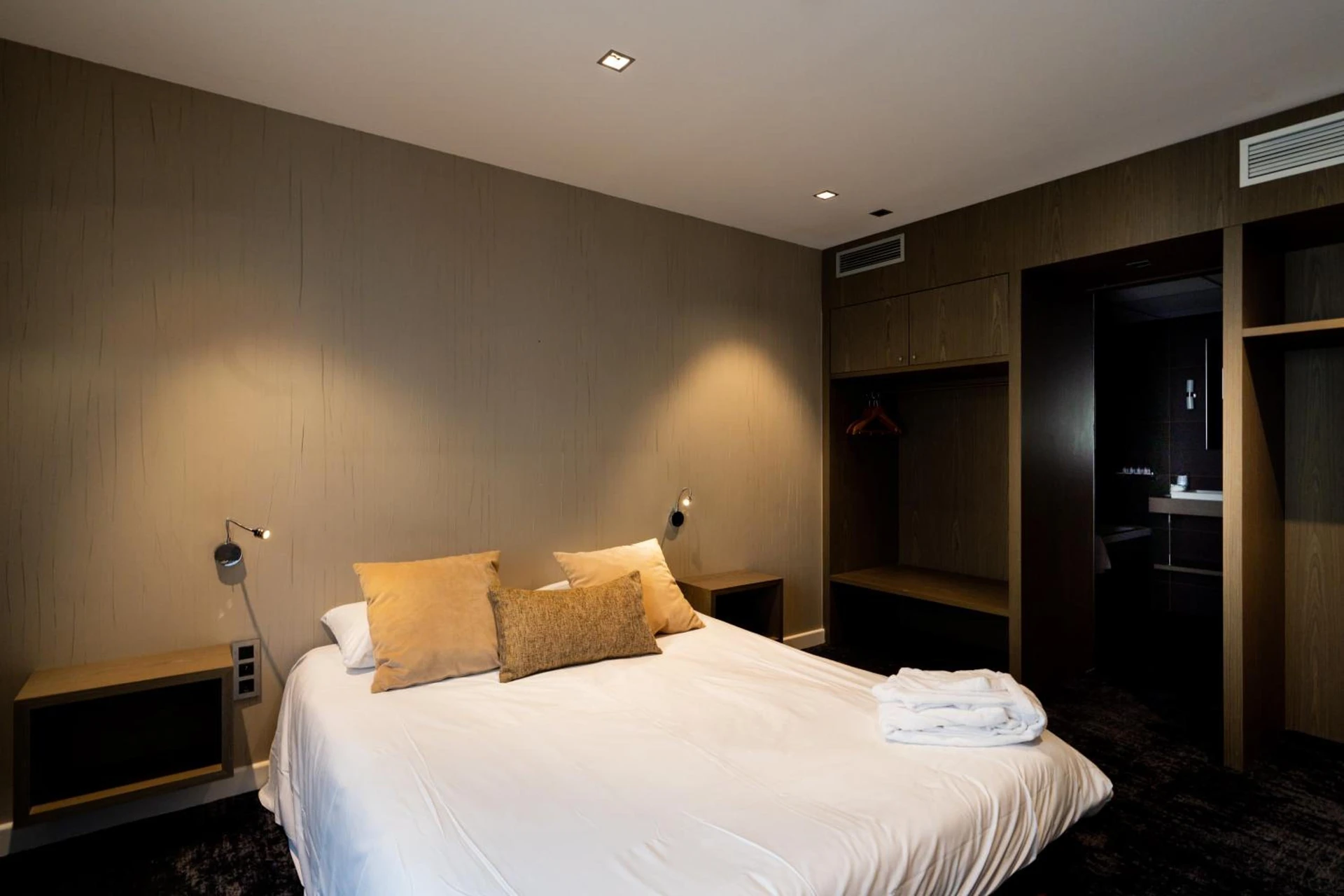 Magnifique chambre pour un séminaire d'entreprise à Fac & Spera -Hôtel & Spa - Tain-lʼHermitage