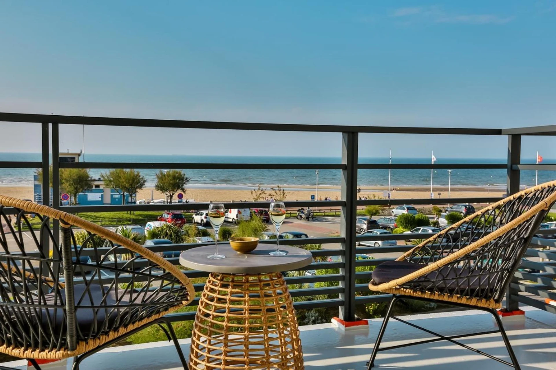 Organiser un séminaire d'entreprise : Hôtel & Spa FACE À LA MER à merville-franceville-plage