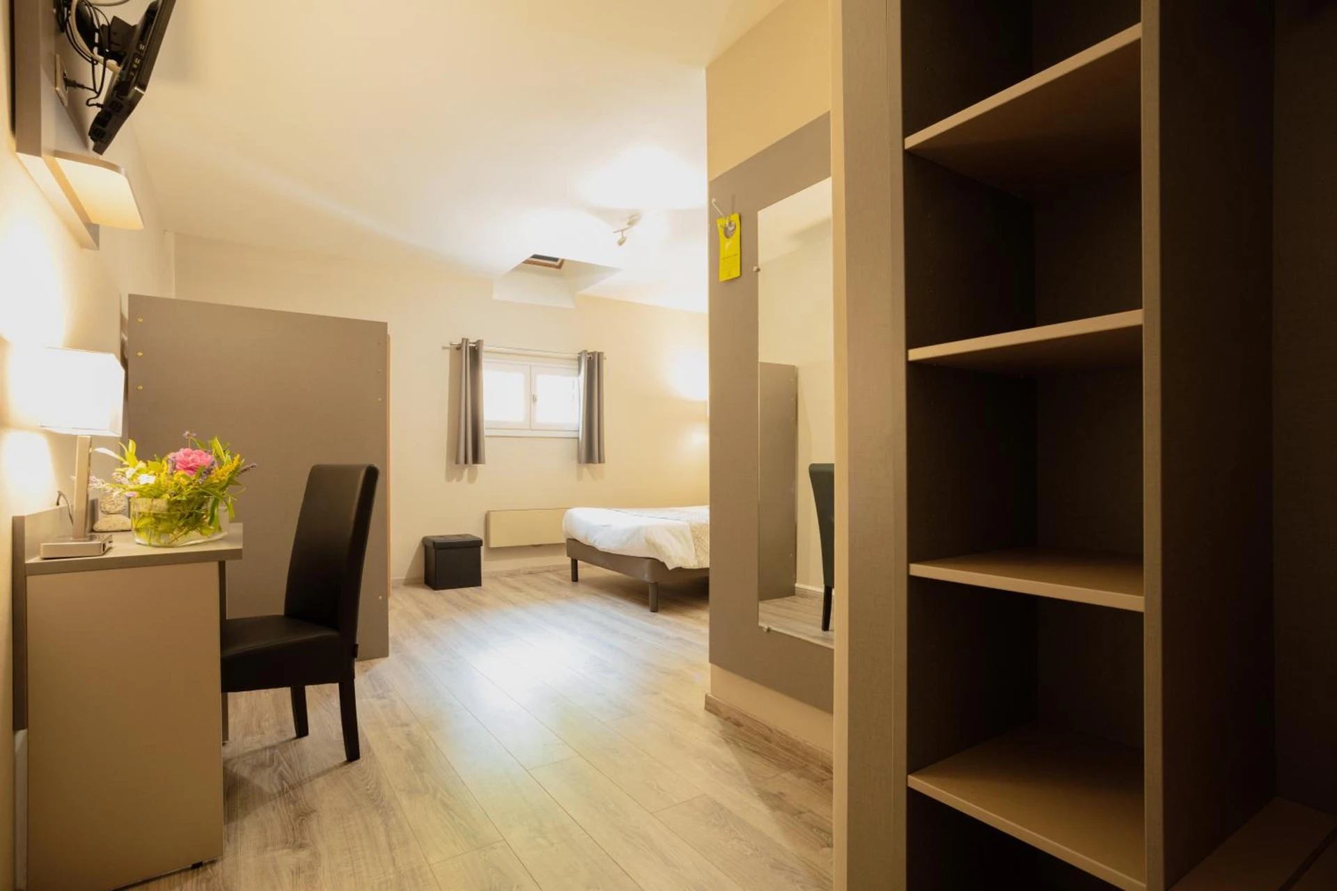 Chambre disponible pour un séminaire d'entreprise à Logis Hotel Restaurant Family & Spa - Meyrueis