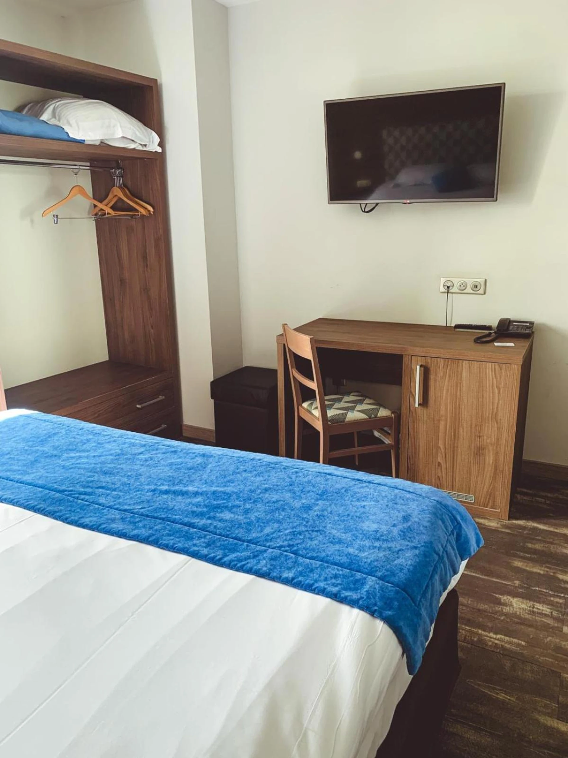 Magnifique chambre pour un séminaire d'entreprise à Hotel Flots d'Azur - Nice