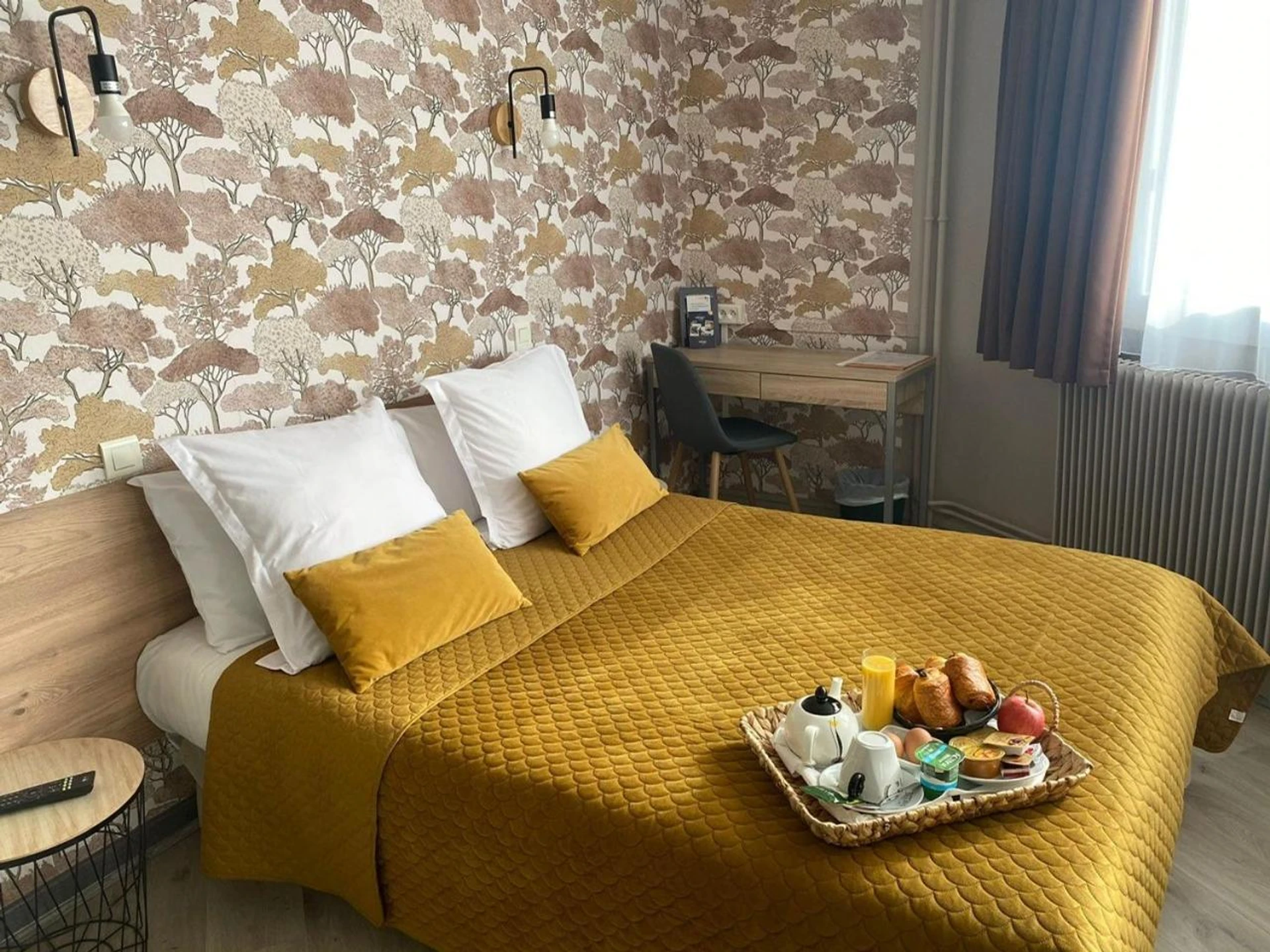 Magnifique chambre pour un séminaire d'entreprise à Contact Hôtel Foch - Besançon