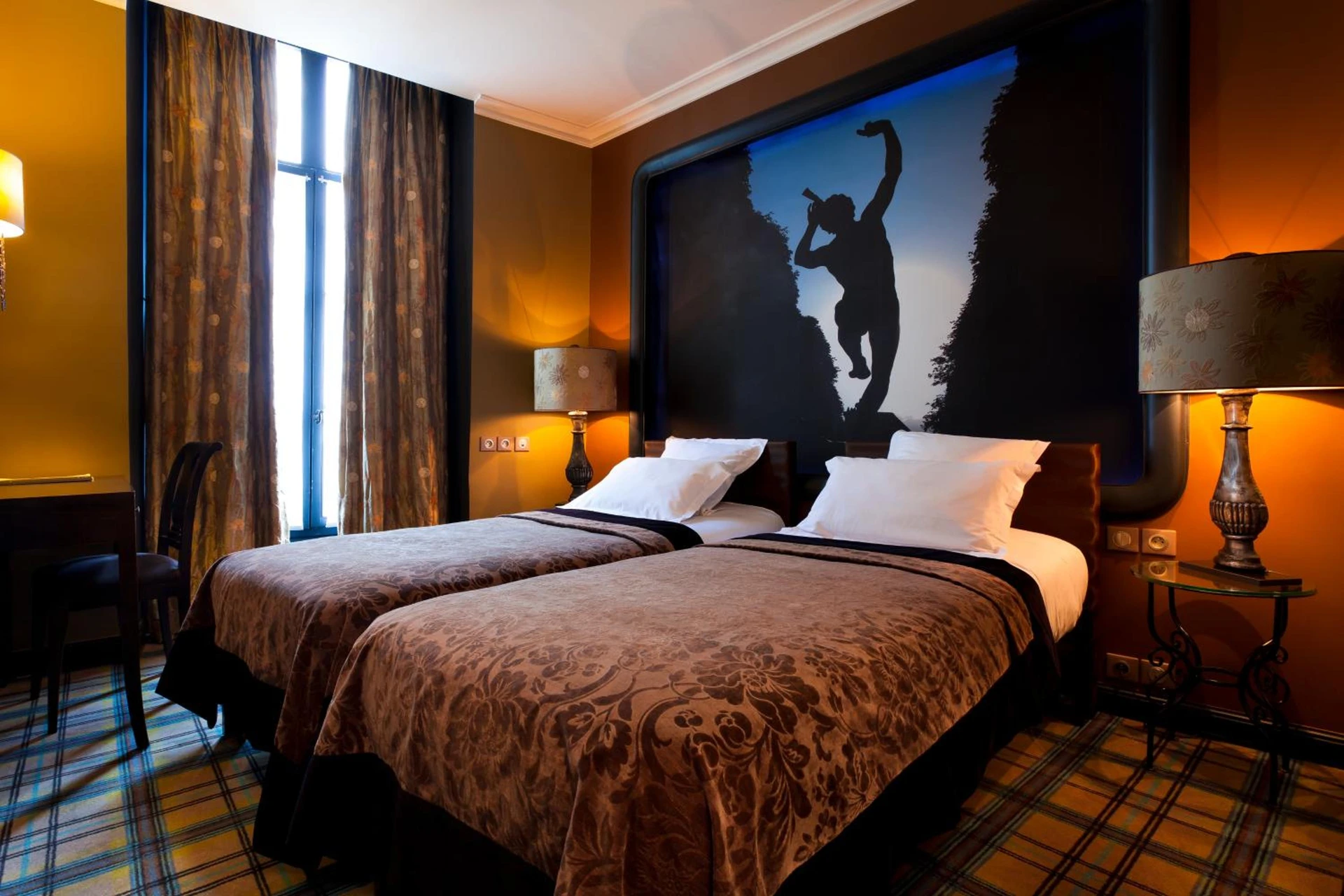 Chambre disponible pour un séminaire d'entreprise à Hotel Fontaines du Luxembourg - Paris