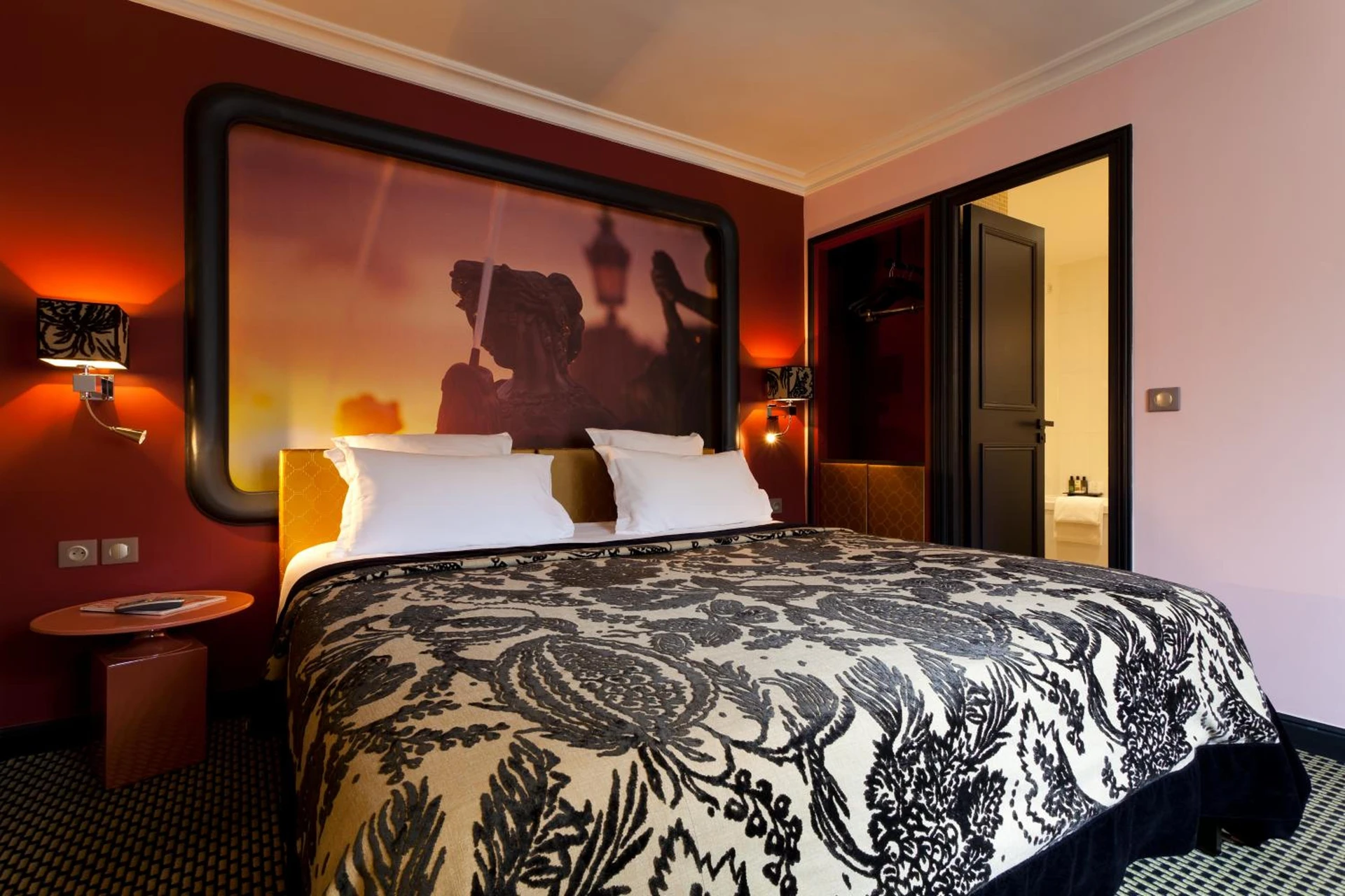 Chambre disponible pour un séminaire d'entreprise à Hotel Fontaines du Luxembourg - Paris