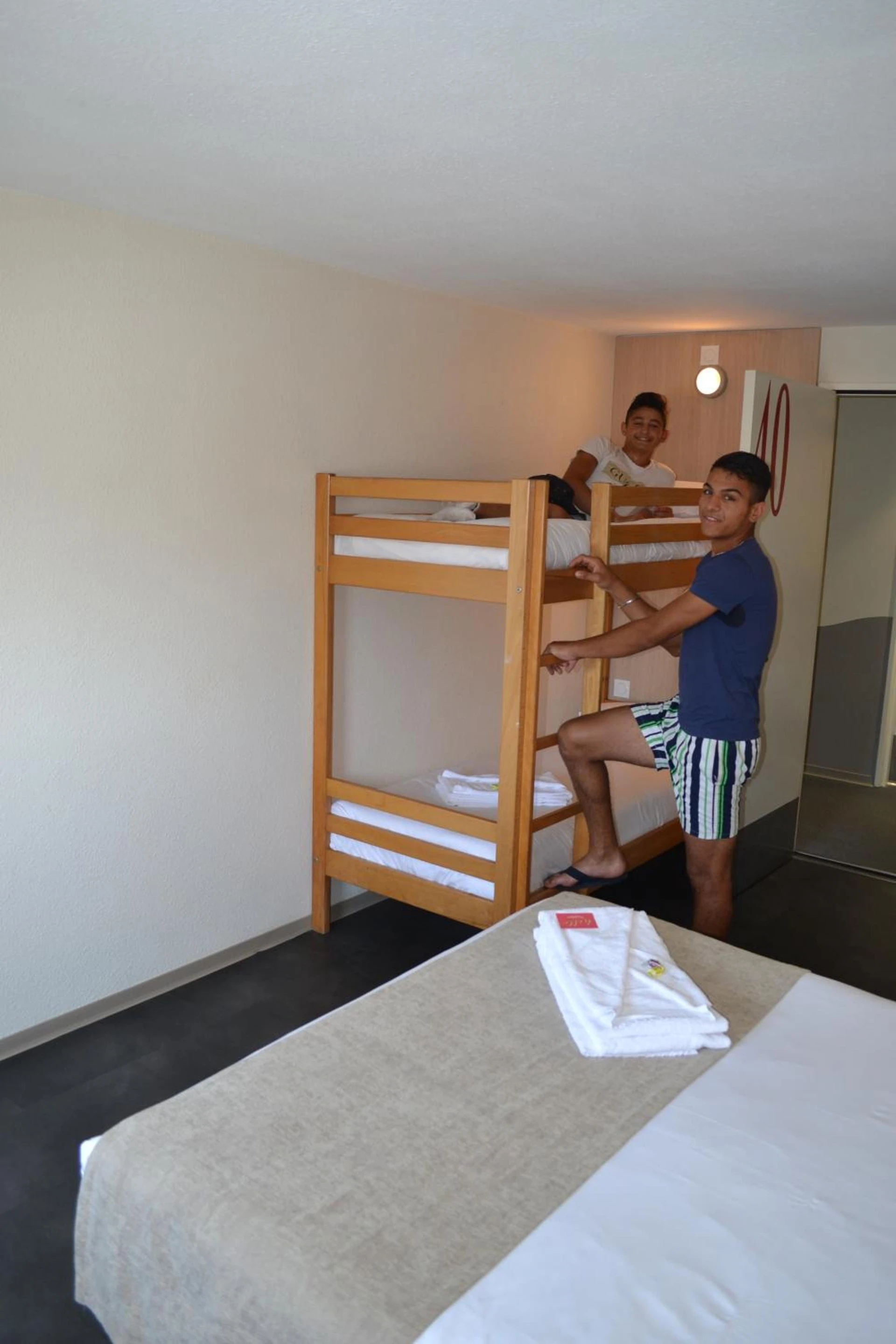Organiser un séminaire d'entreprise : Hotel Formule Club à cenon