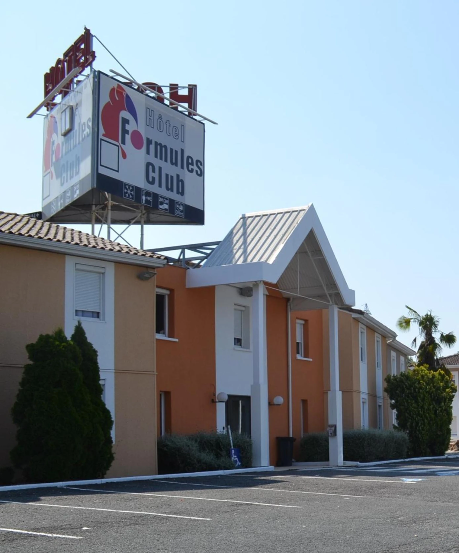 Organiser un séminaire d'entreprise : Hotel Formule Club à cenon