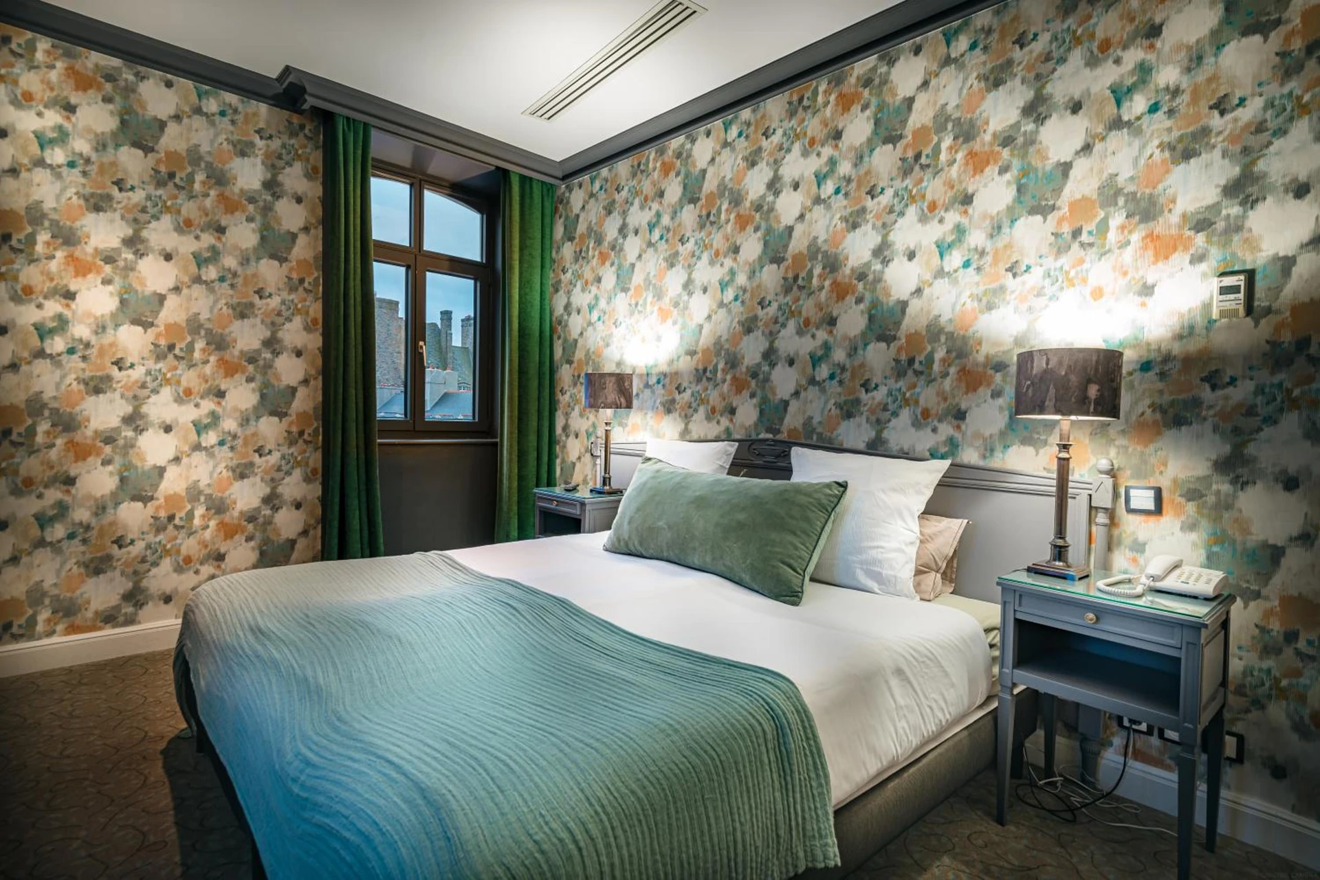 Magnifique chambre pour un séminaire d'entreprise à Hôtel France et Chateaubriand - Saint-Malo