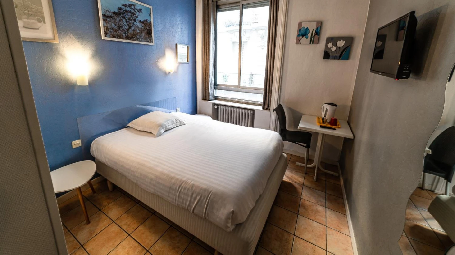 Chambre disponible pour un séminaire d'entreprise à Hôtel Furania - Saint-Étienne
