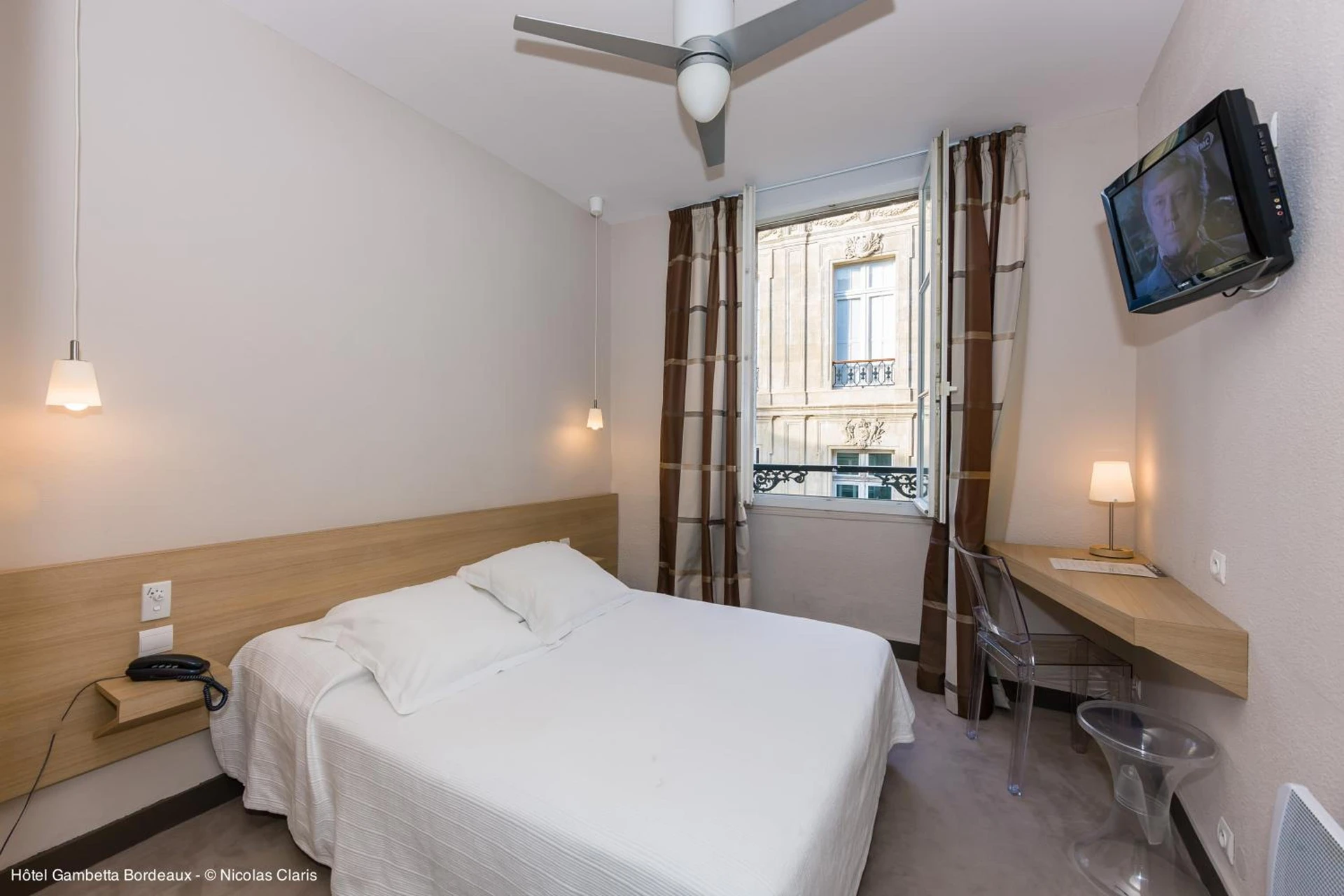 Chambre à Hotel Gambetta - Organiser un séminaire d'entreprise à Bordeaux